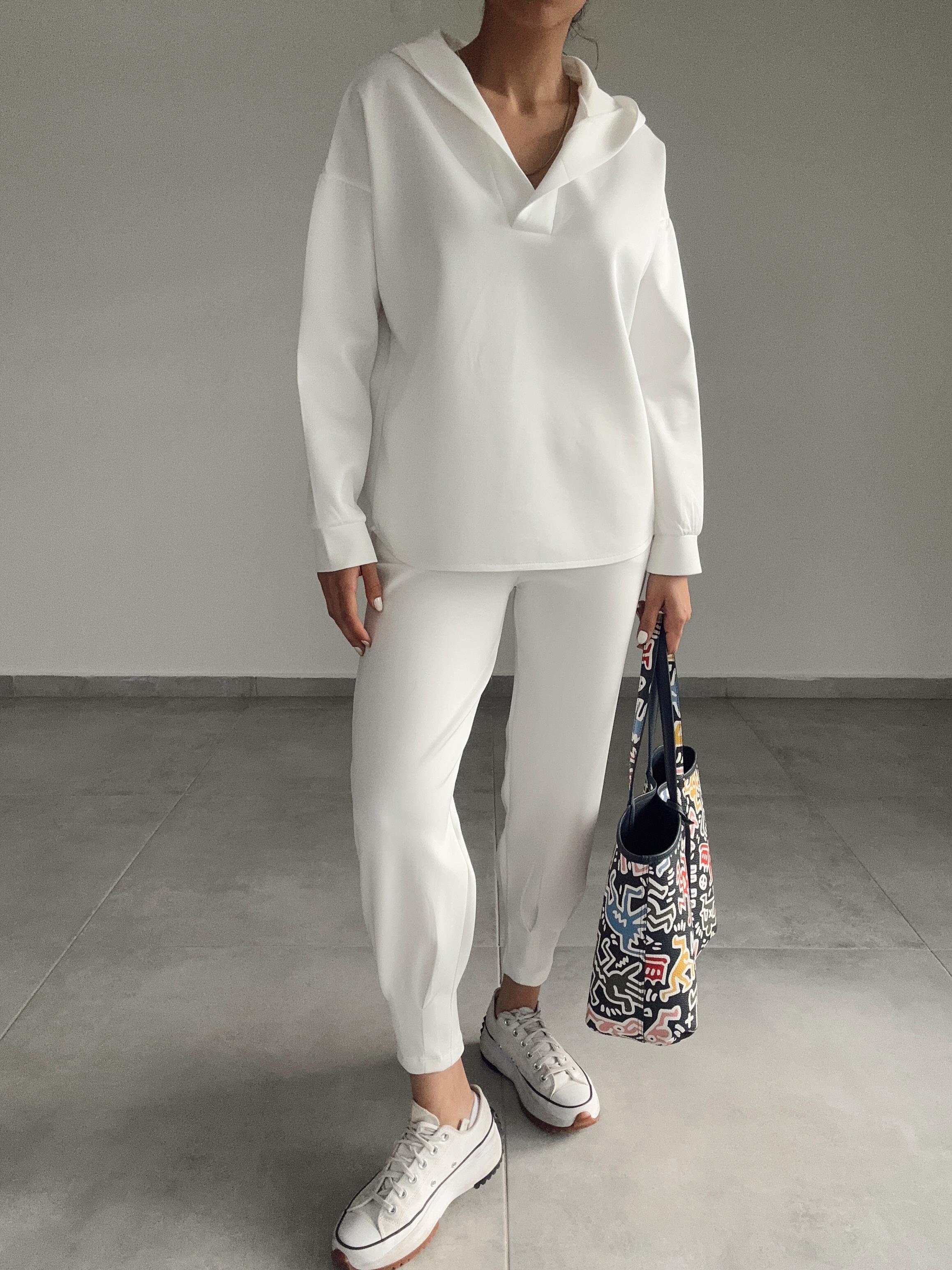 Beyaz Scuba Sweatshirt