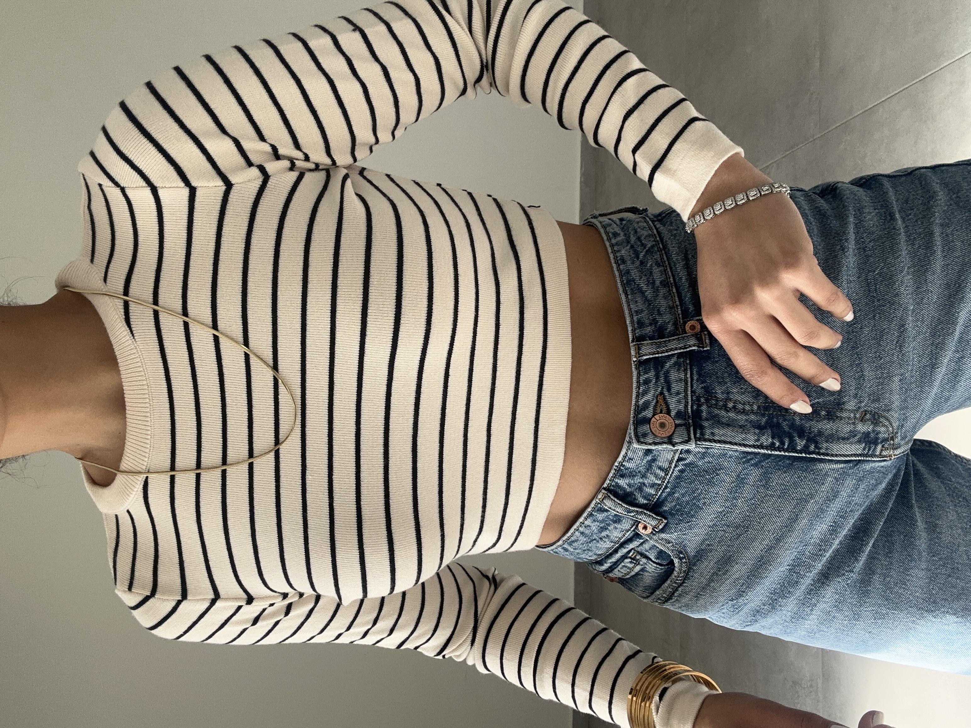 Beyaz-Siyah Çizgili Uzun Kol Triko