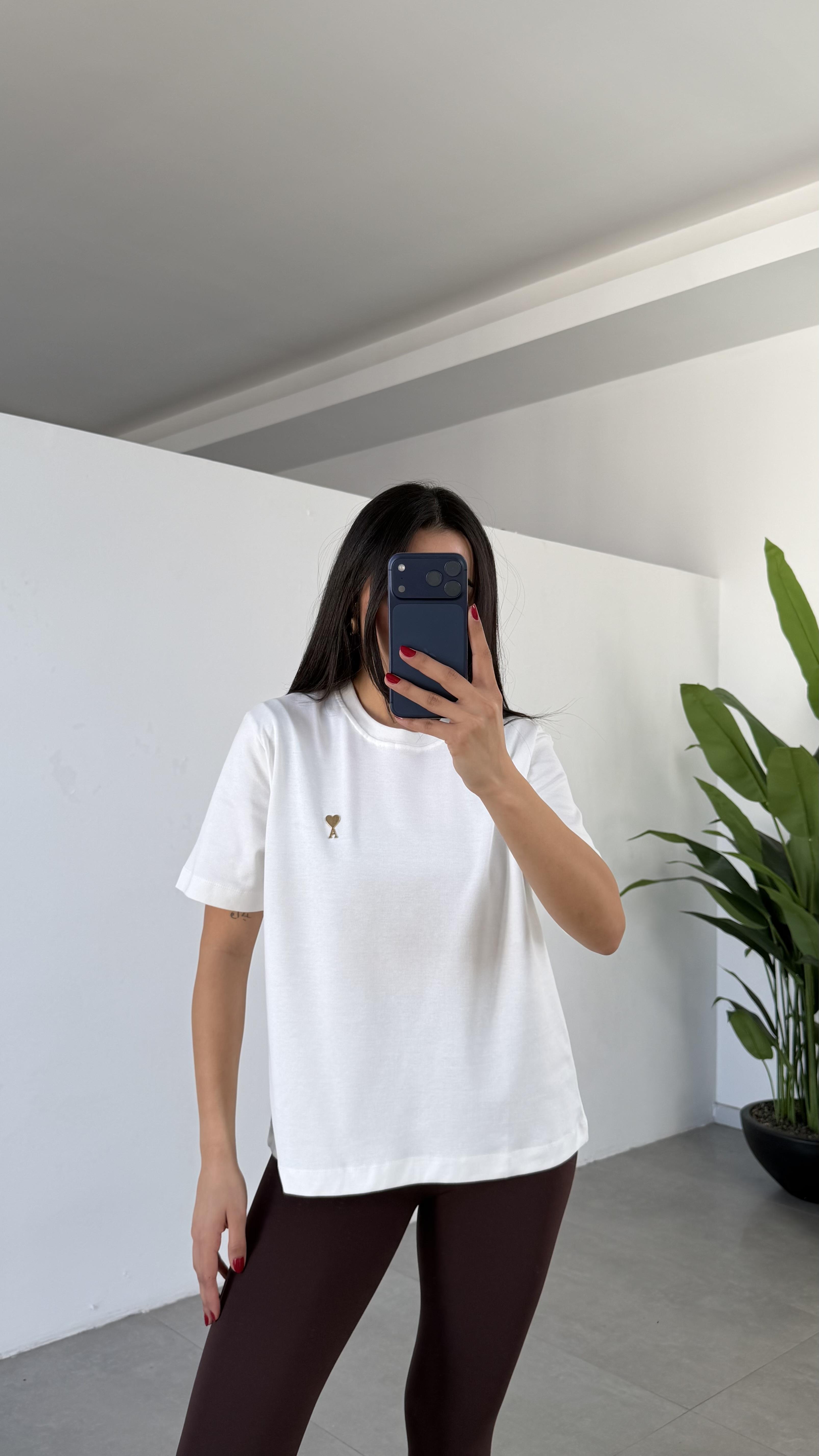 Ekru Kısa Kol Tişört