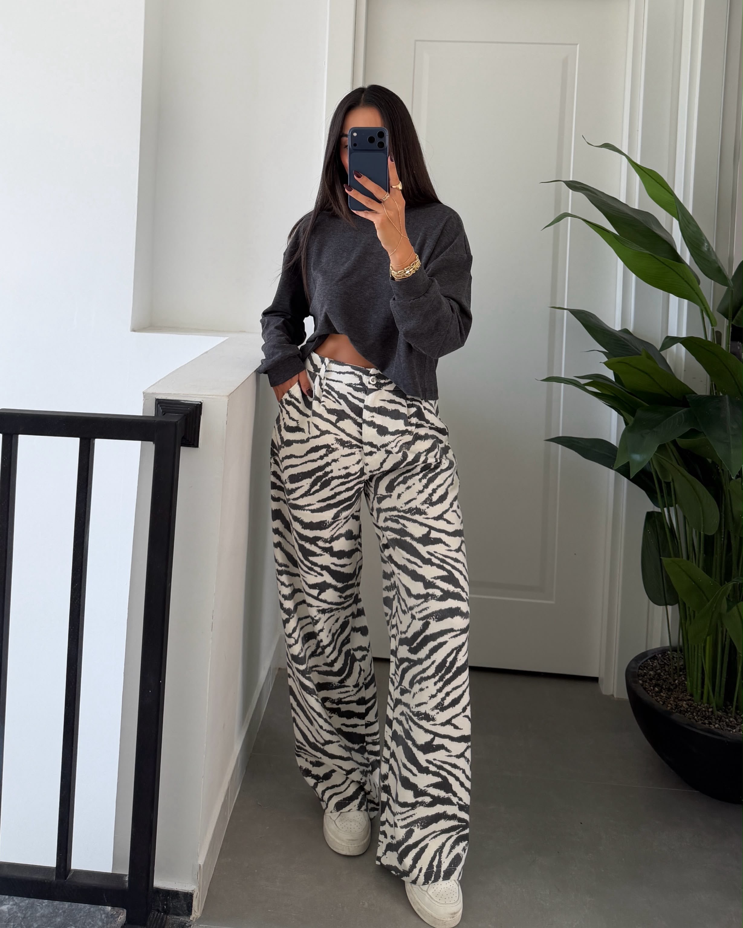Ekru-Siyah Zebra Desen Pantolon