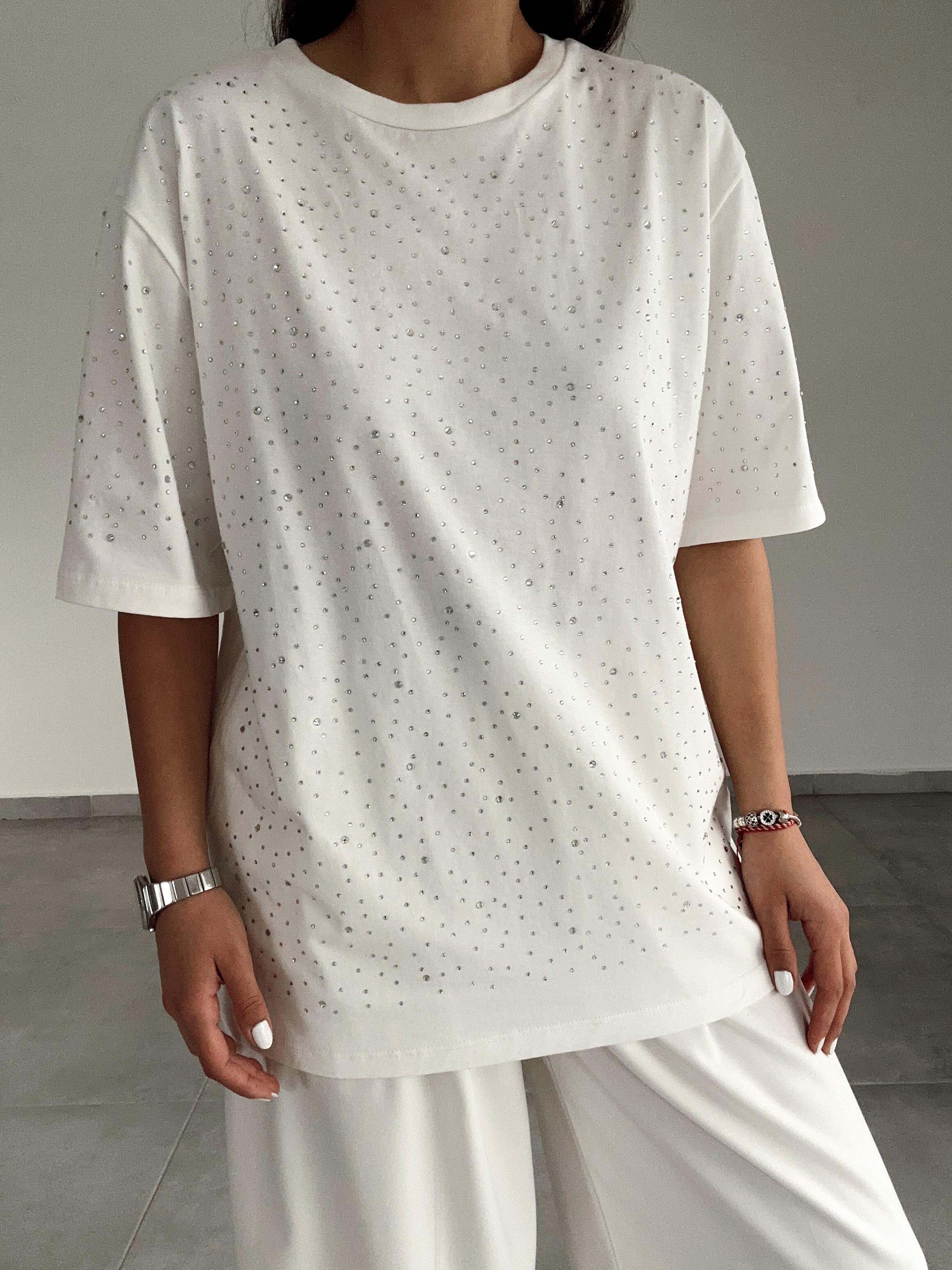 Ekru Taşlı Baskılı Tişört