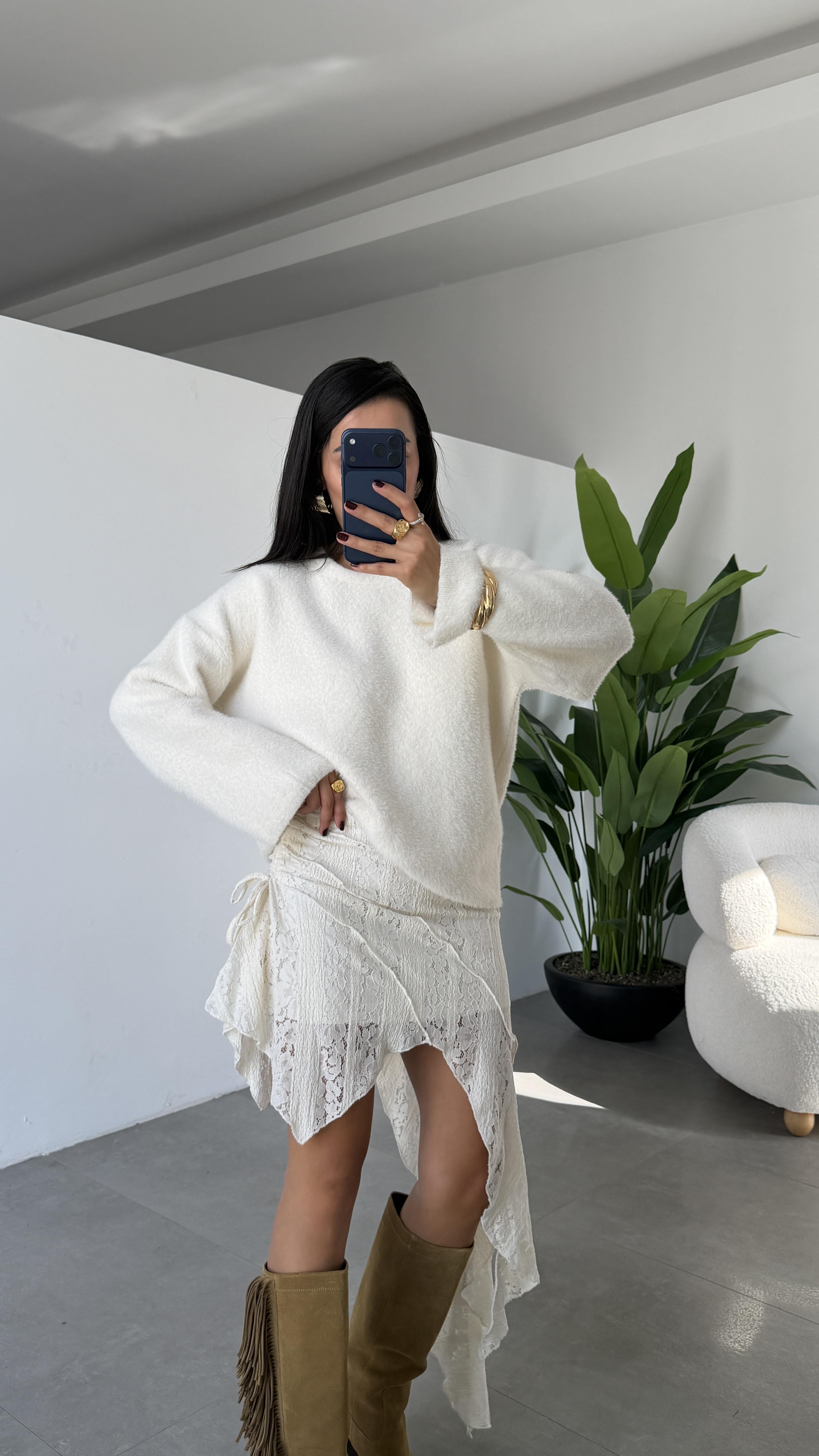 Ekru Yumoş Bol Kol Kazak