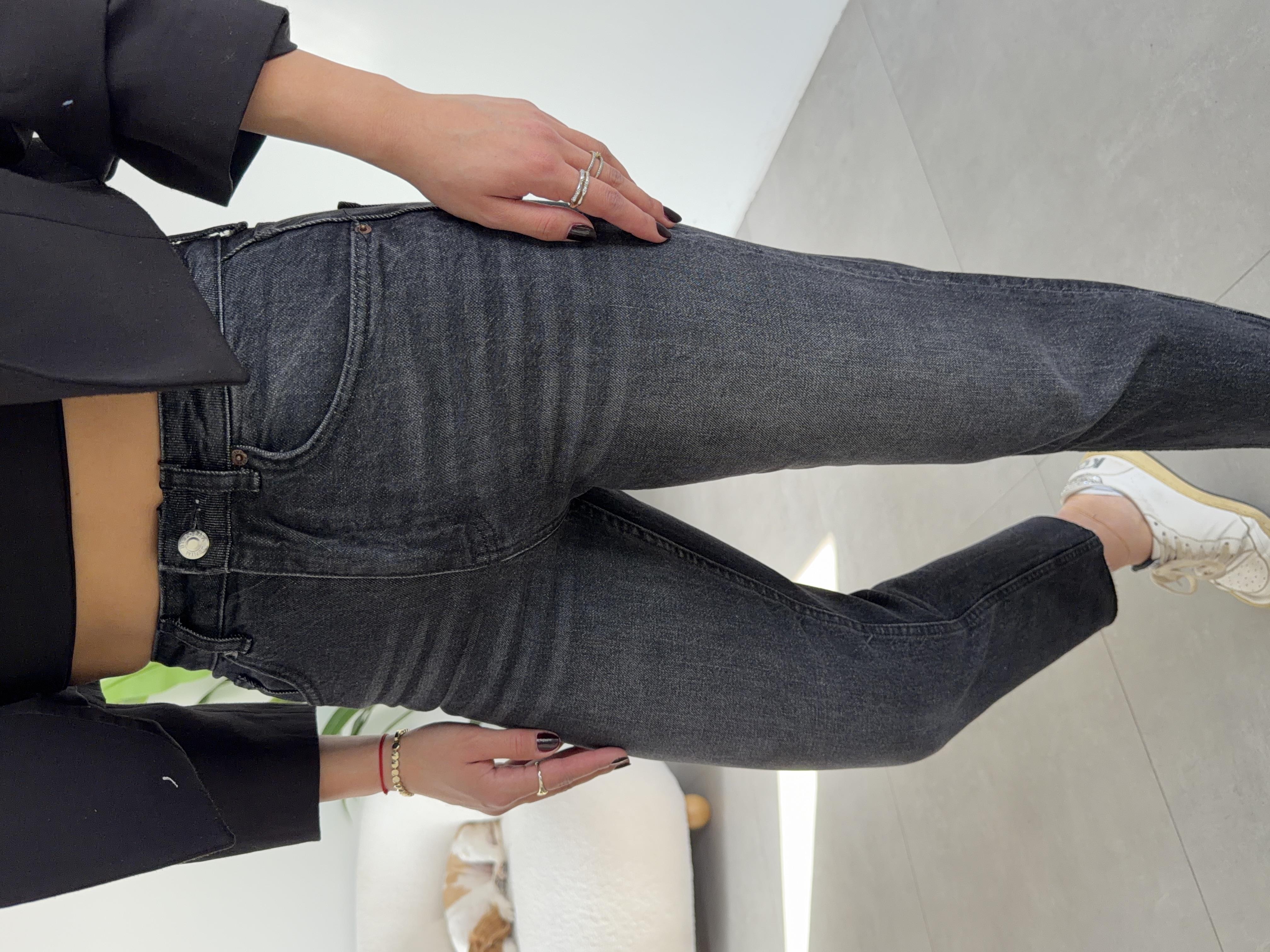 Füme Boyfit Kesik Paça Jean