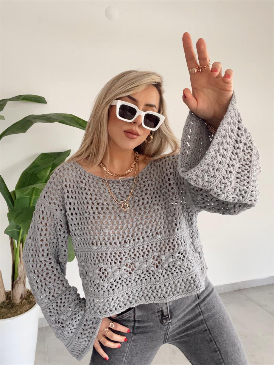 Gri Ajurlu Ponponlu Triko Kazak