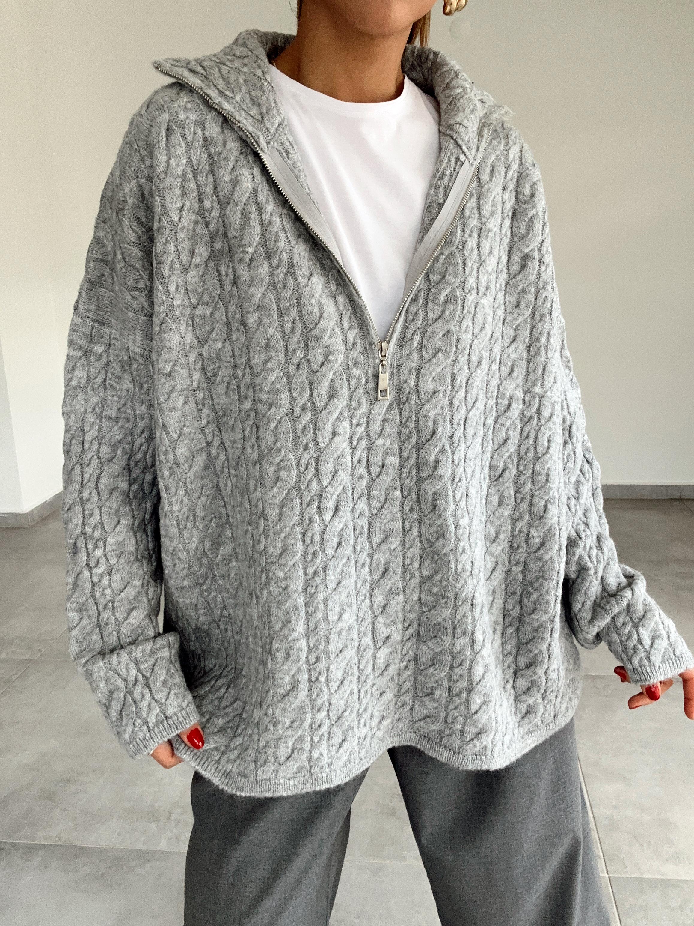 Gri Fermuarlı Triko Kazak