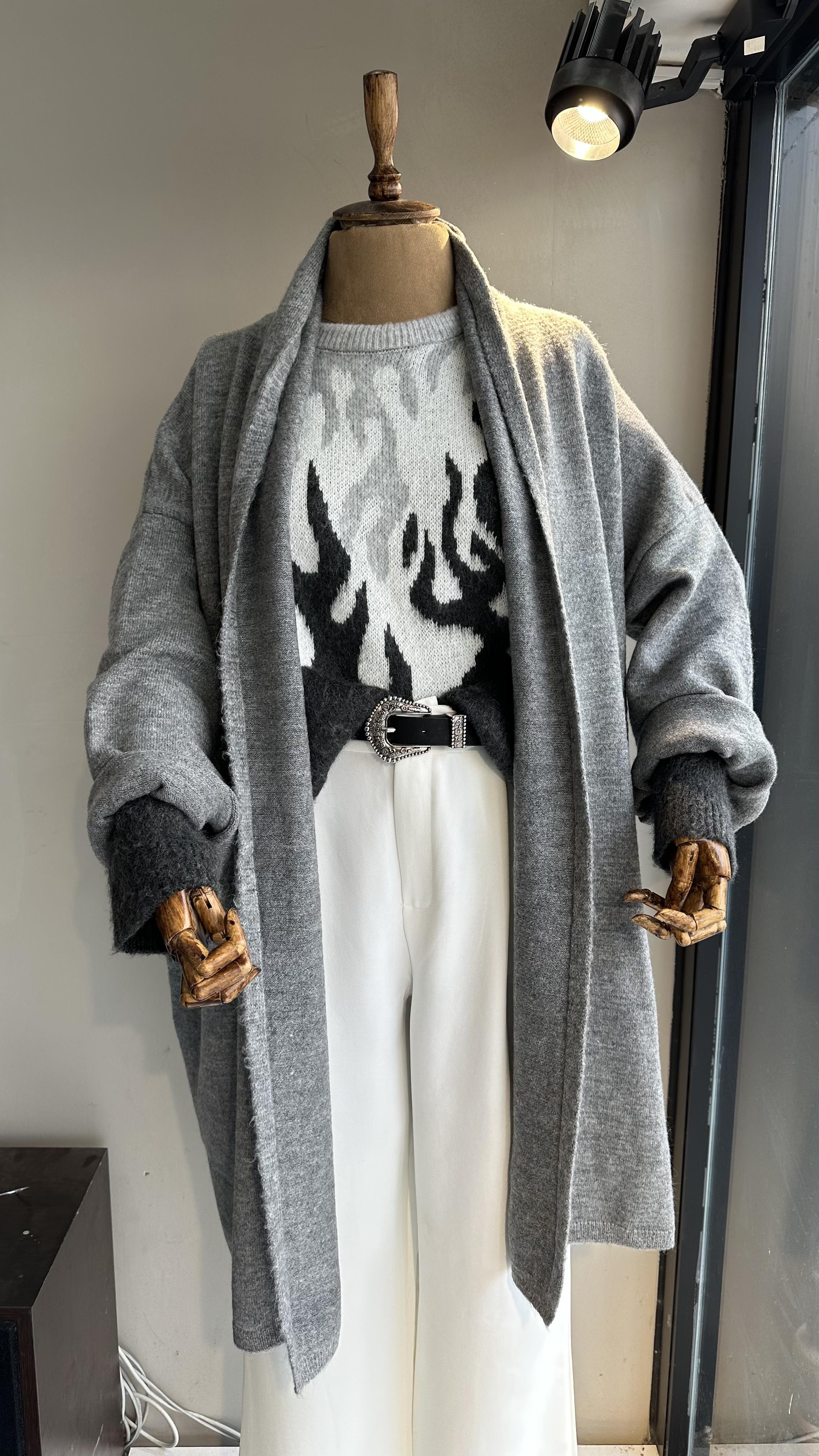 Gri Şal Yaka Cepli Hırka