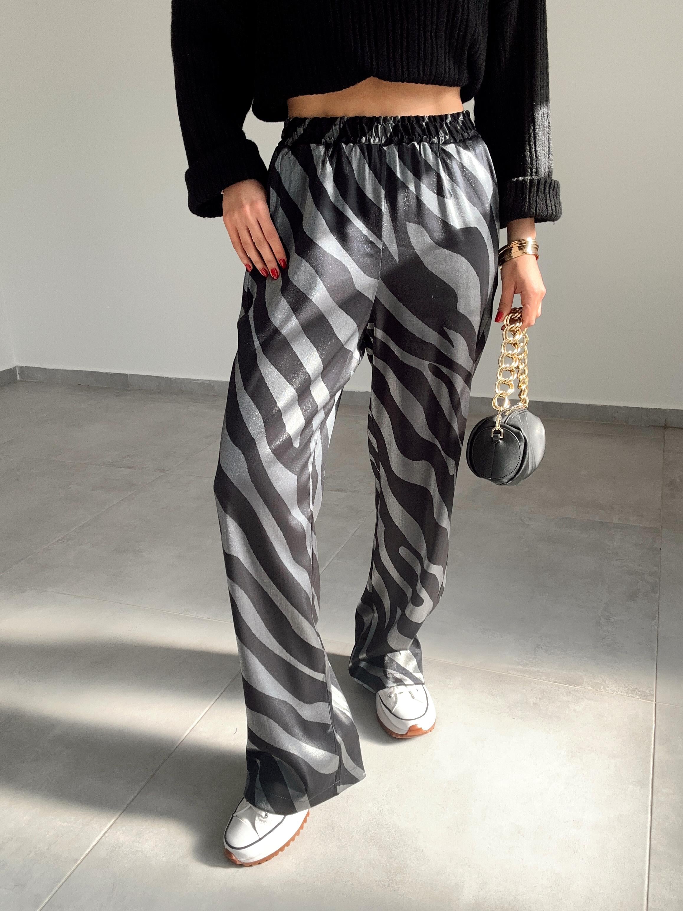 Gri-Siyah Zebra Desen Pantolon