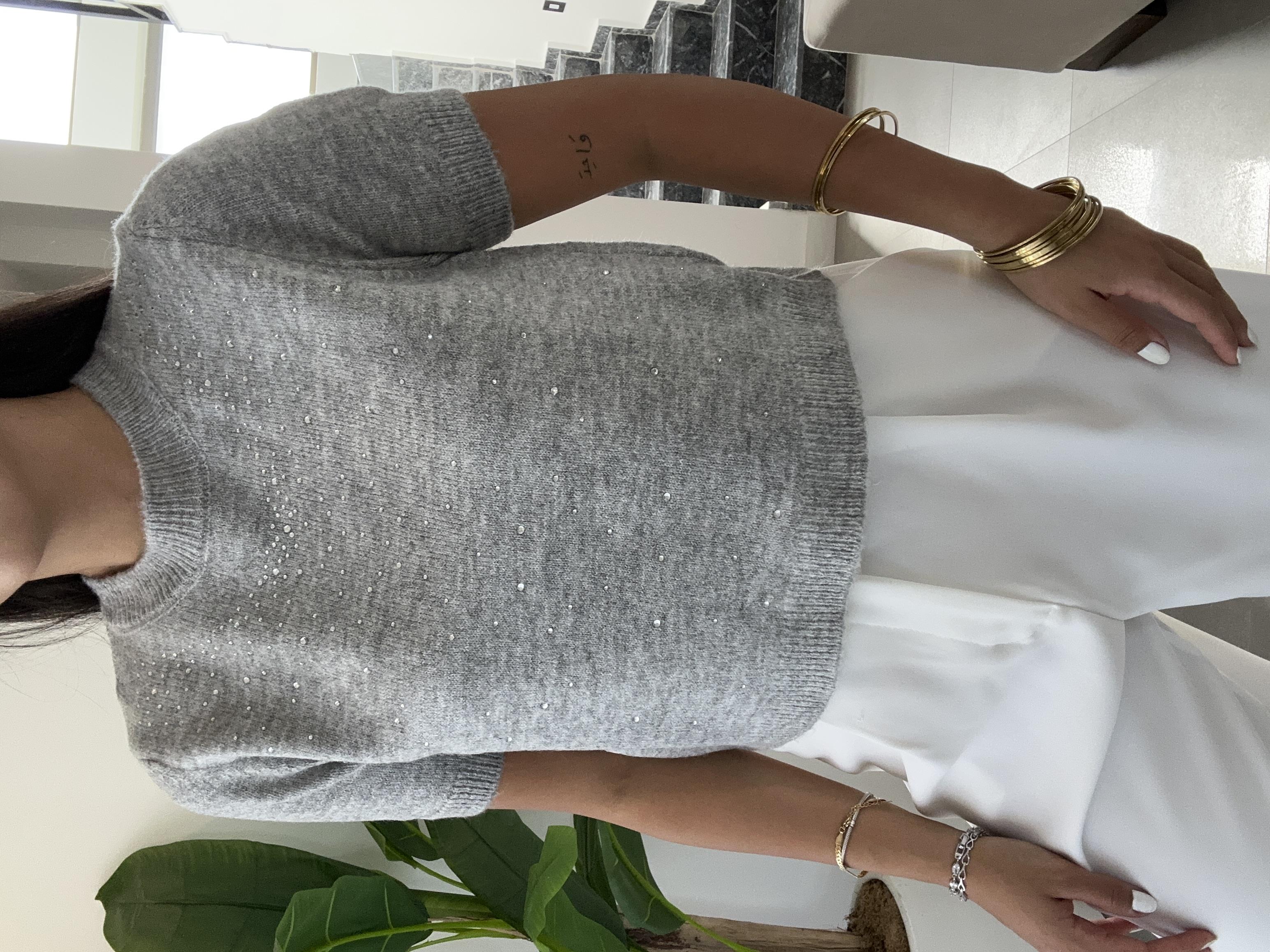 Gri Taş Detaylı Triko Kazak