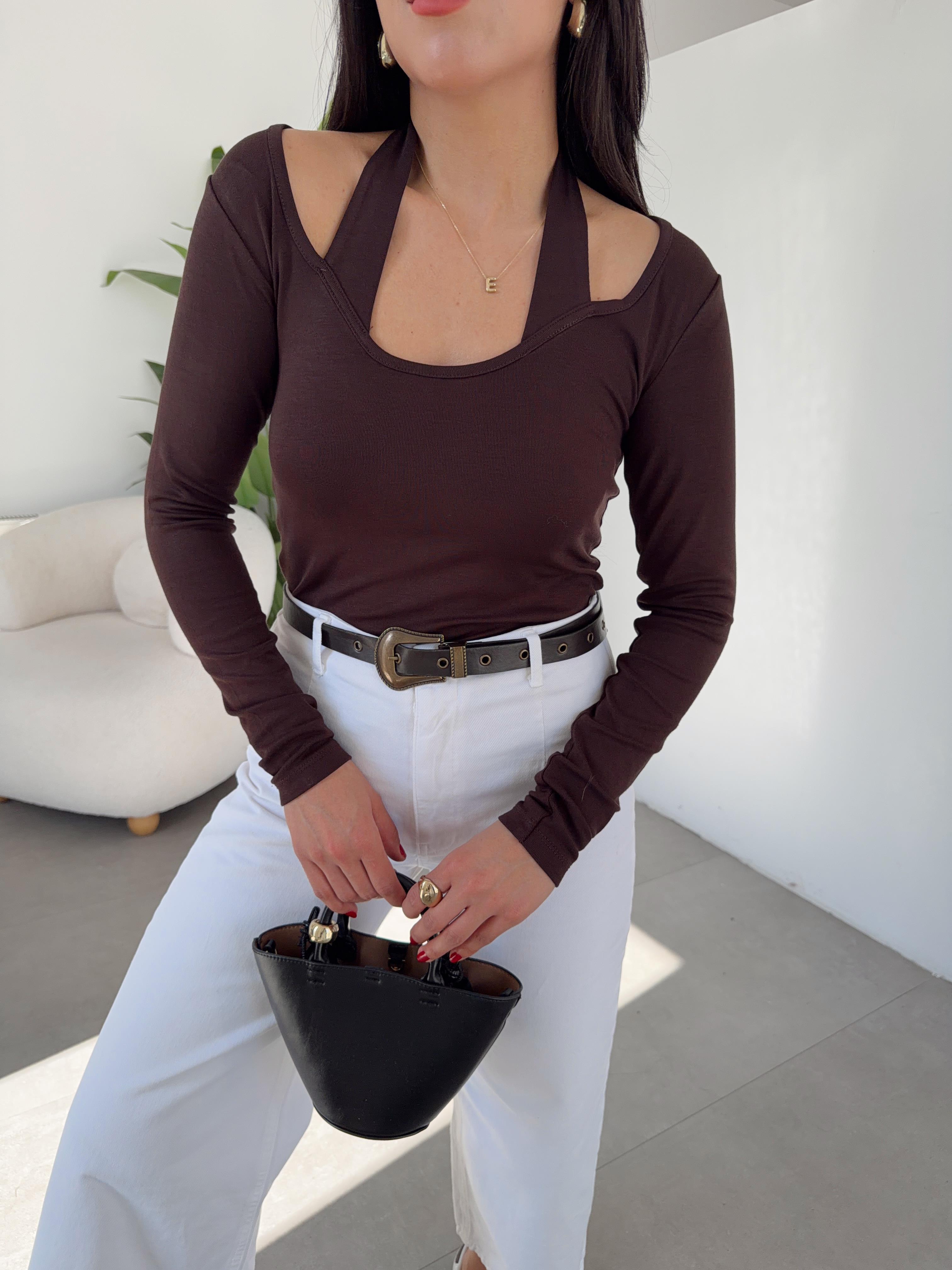 Kahve Boyundan Geçmeli Bluz