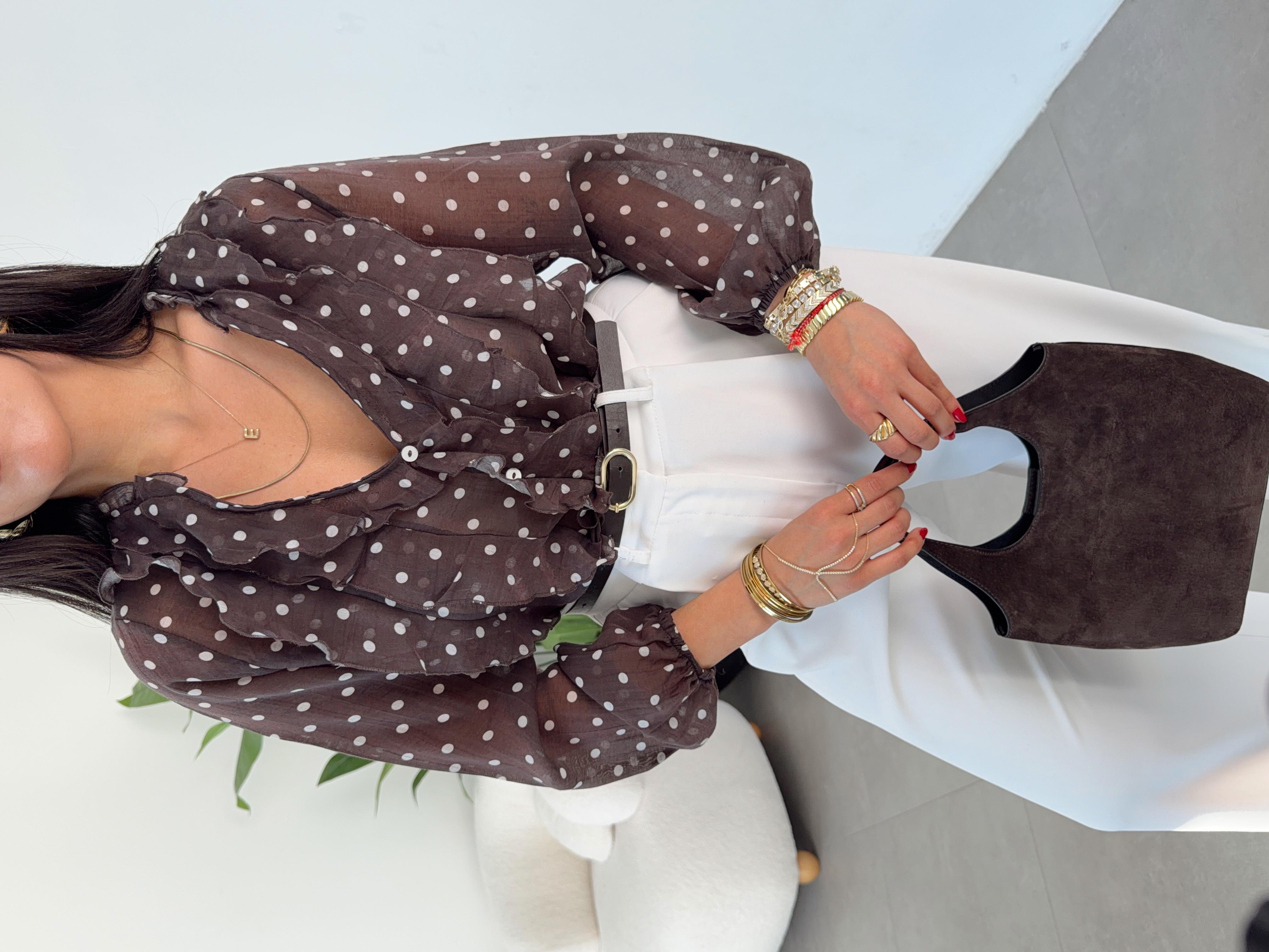 Kahve Ekru Puantiyeli Önü Volan Gömlek