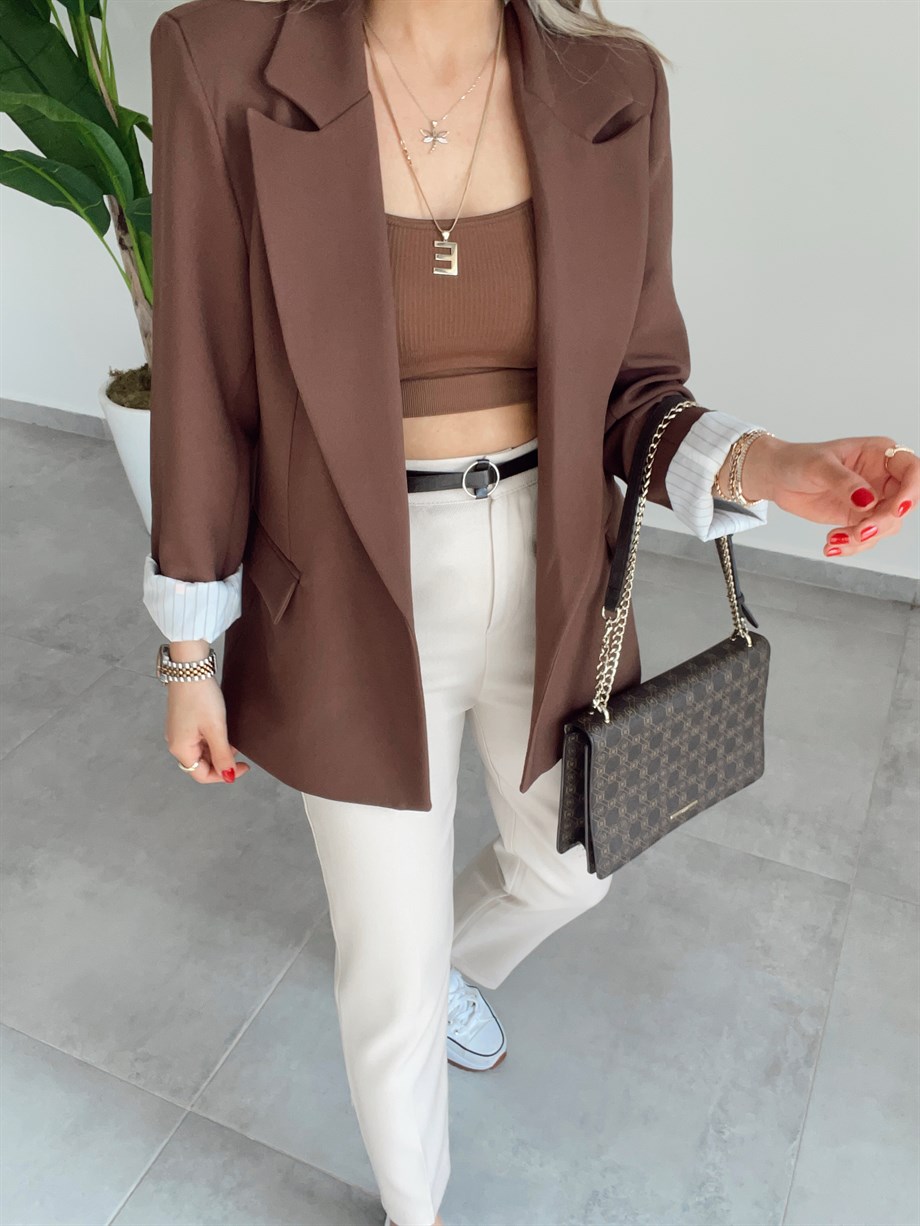 Kemerli Bej Kumaş Pantolon