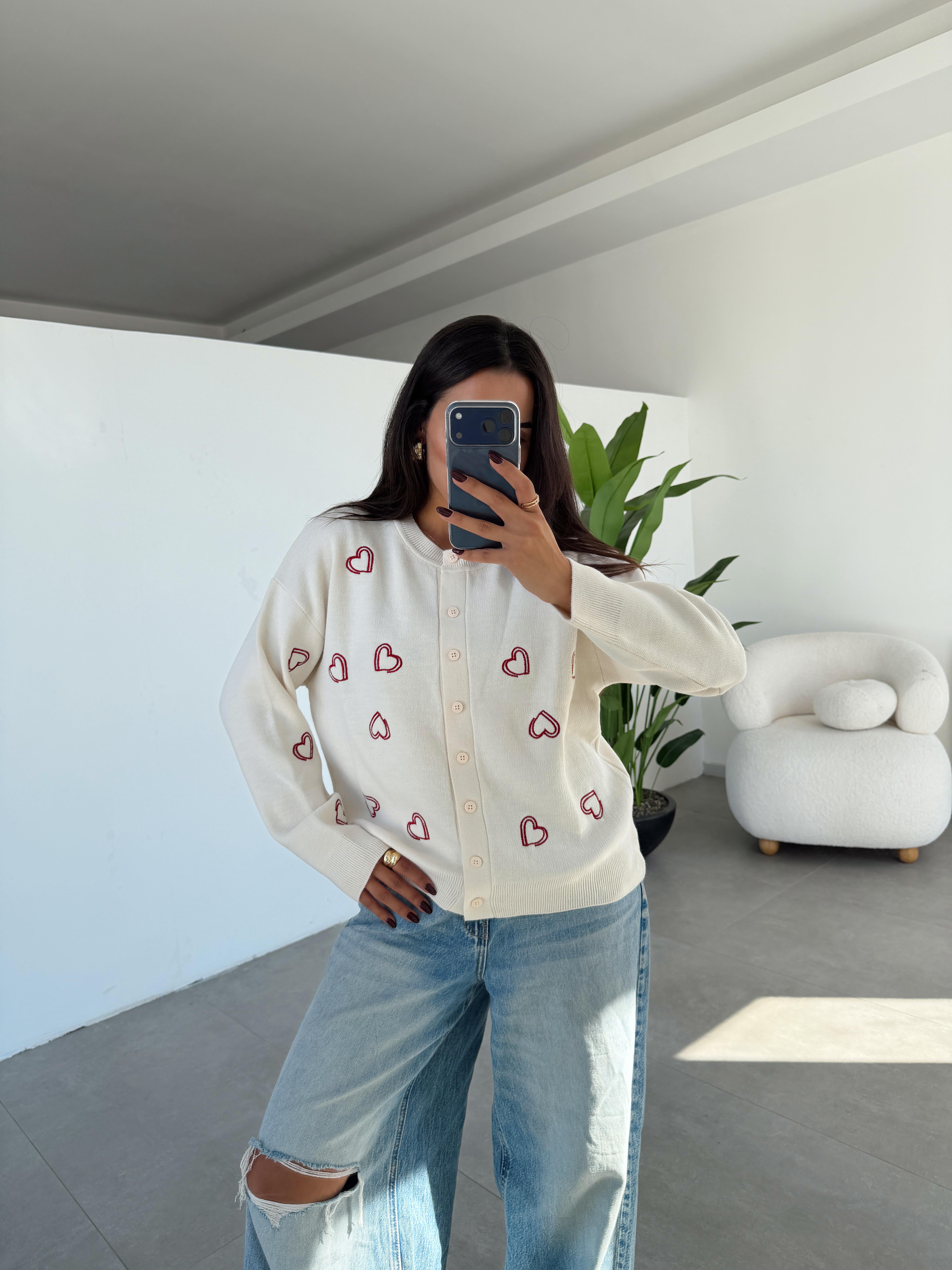 Krem Kalp Nakışlı Hırka