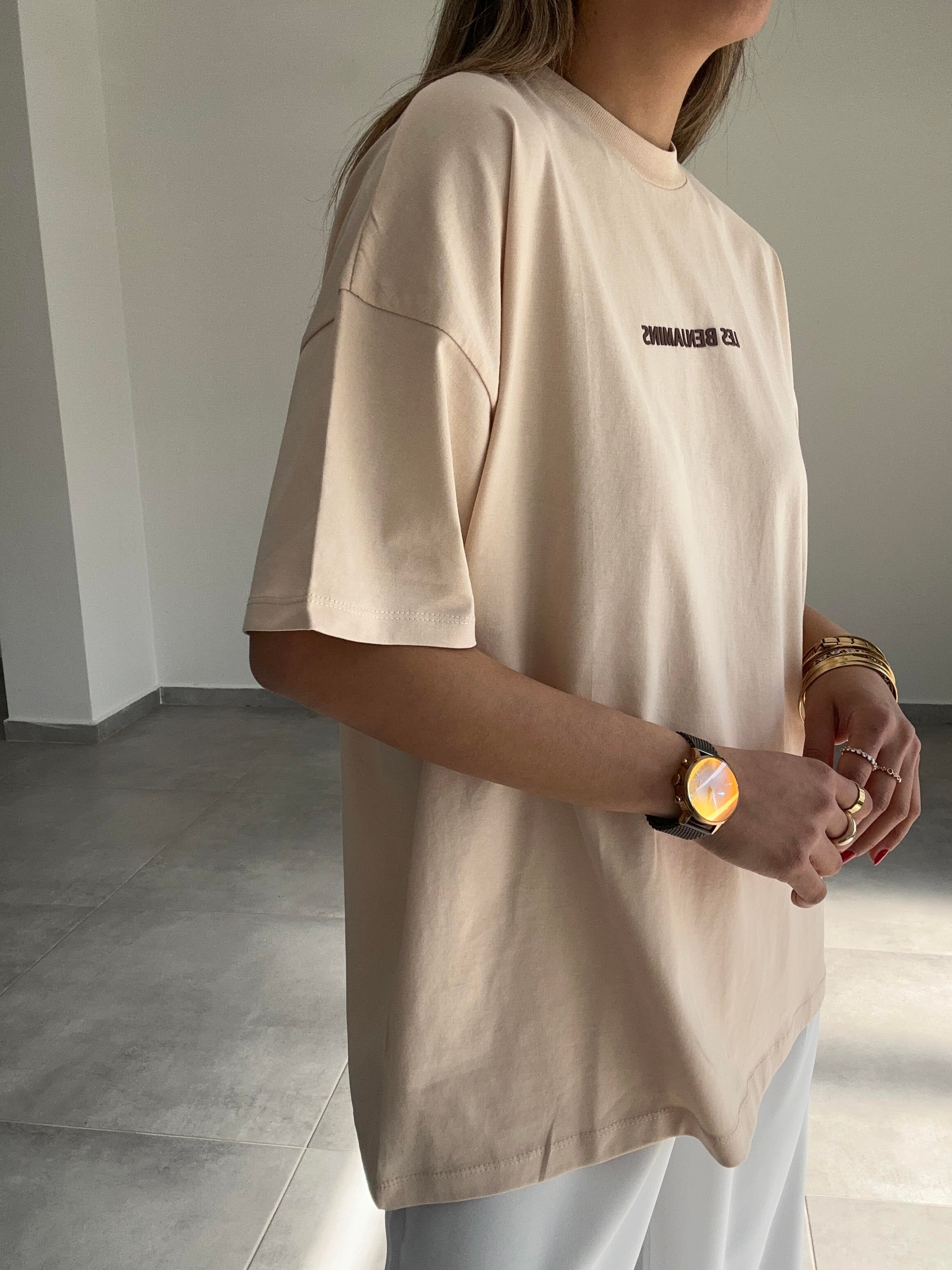 L-B Bej Bisiklet Yaka Tişört