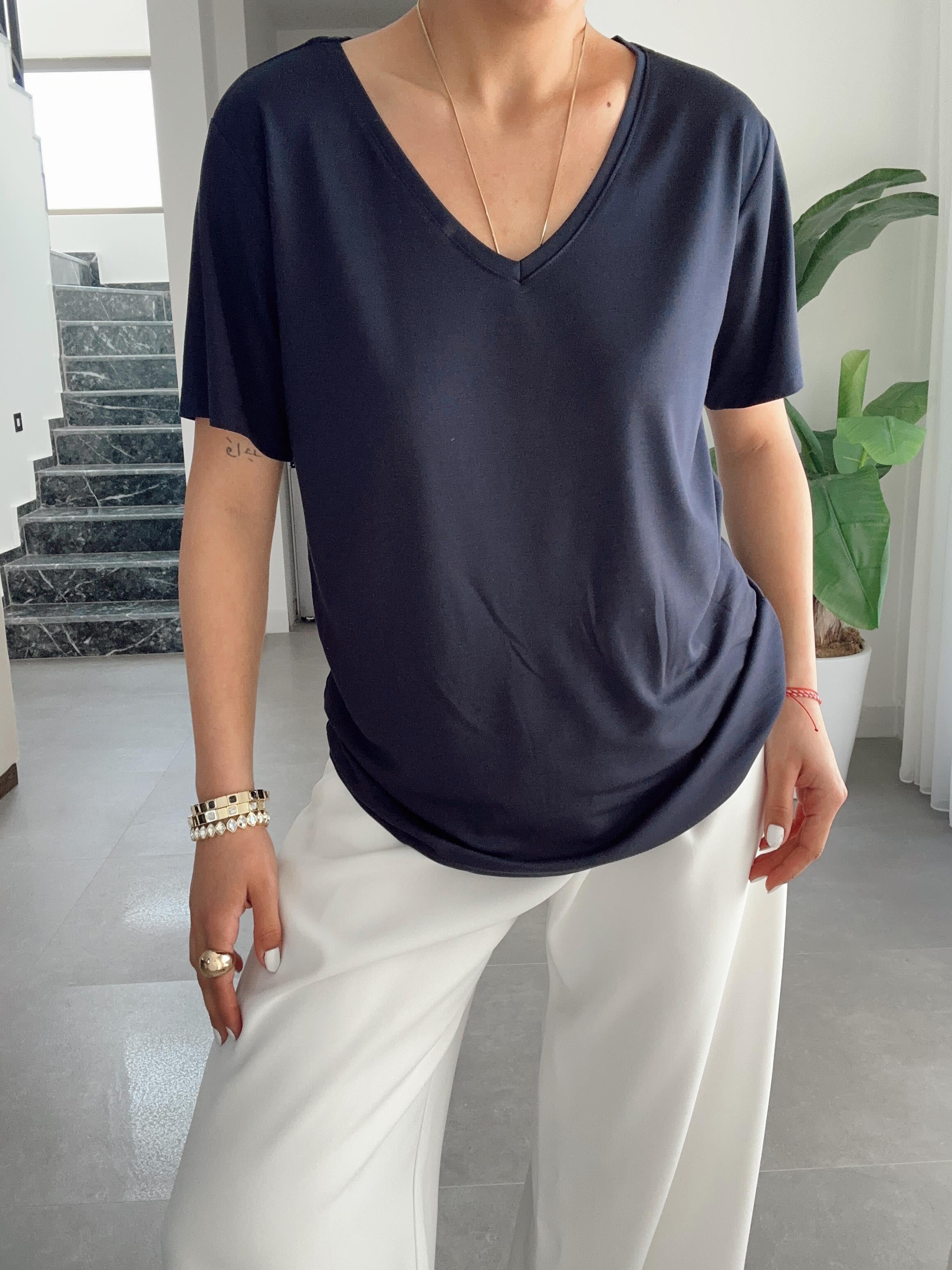 Lacivert V Yaka Modal Tişört