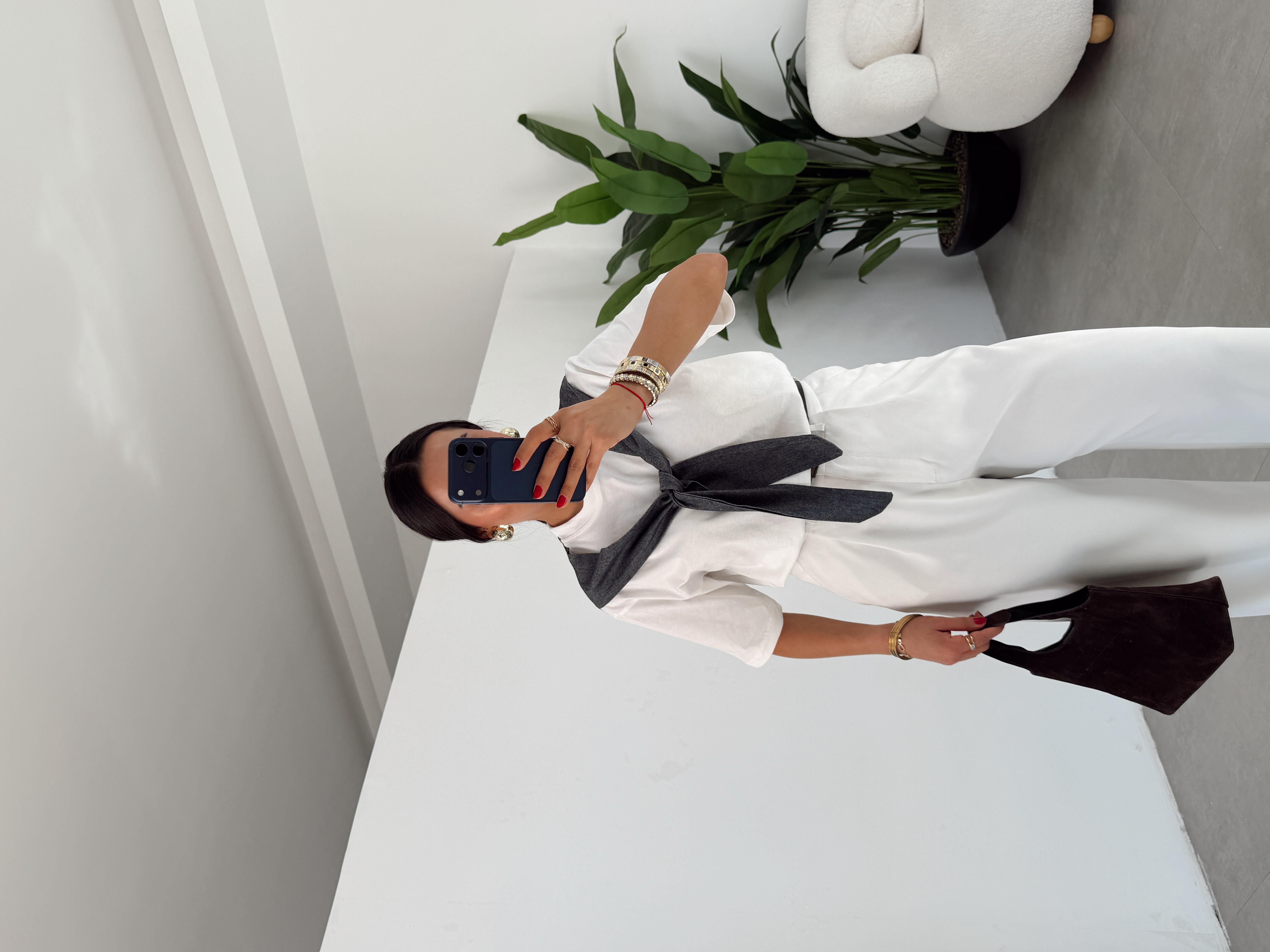 M-D Ekru Kot Atkı Detaylı T-Shirt