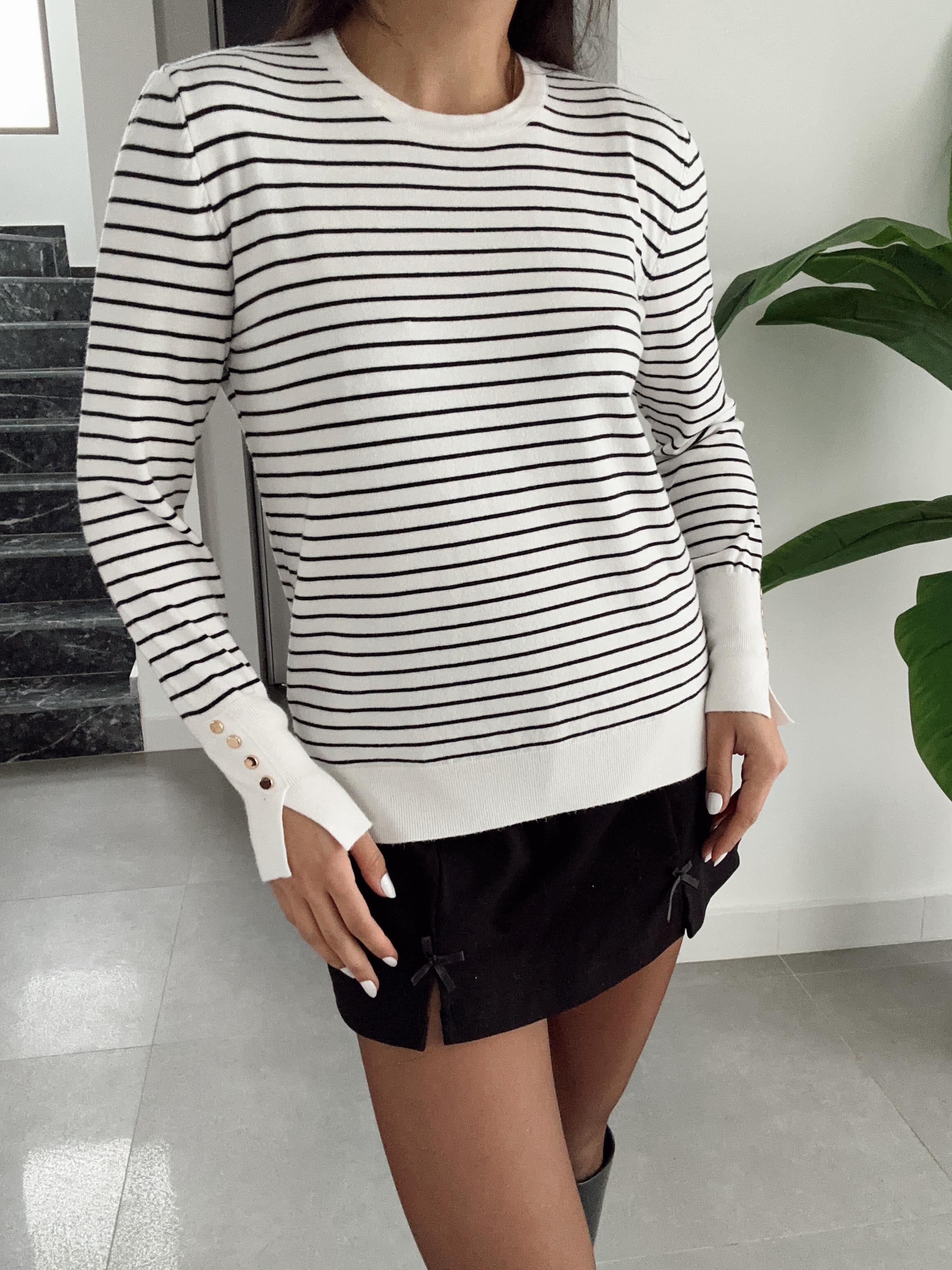 M-D Ekru-Siyah Çizgili Triko Bluz