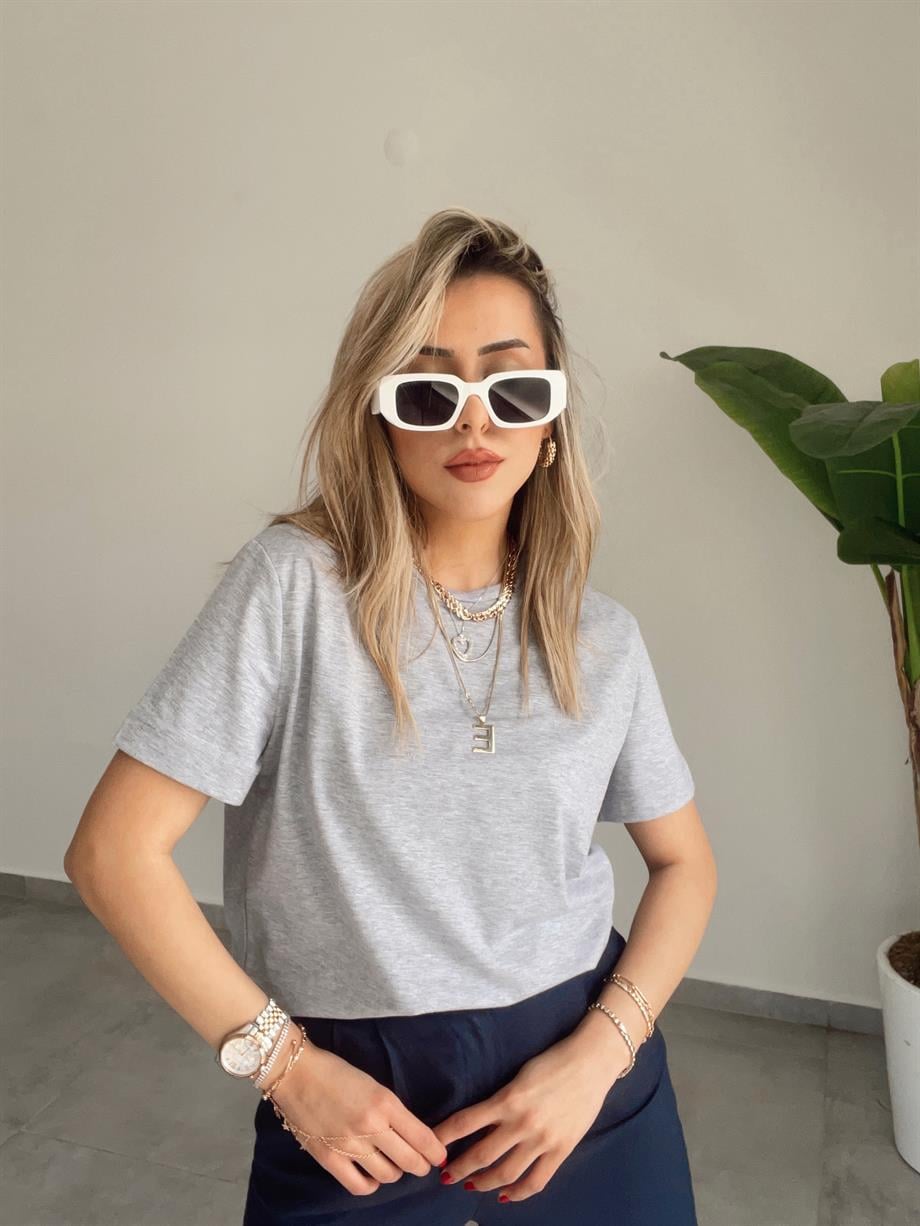 M-D Gri Bisiklet Yaka Basic Tshirt