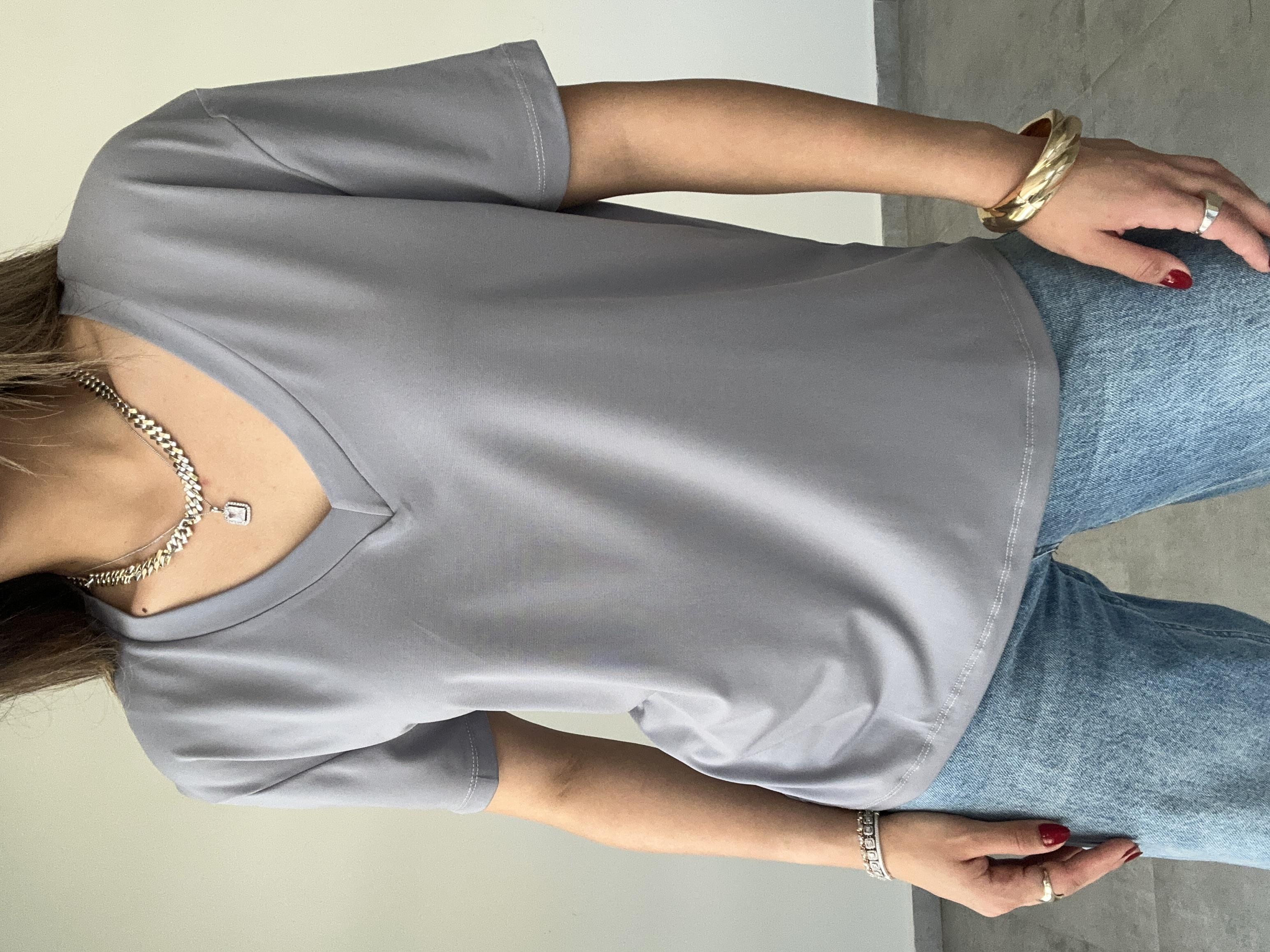 M-D Gri V Yaka Tişört