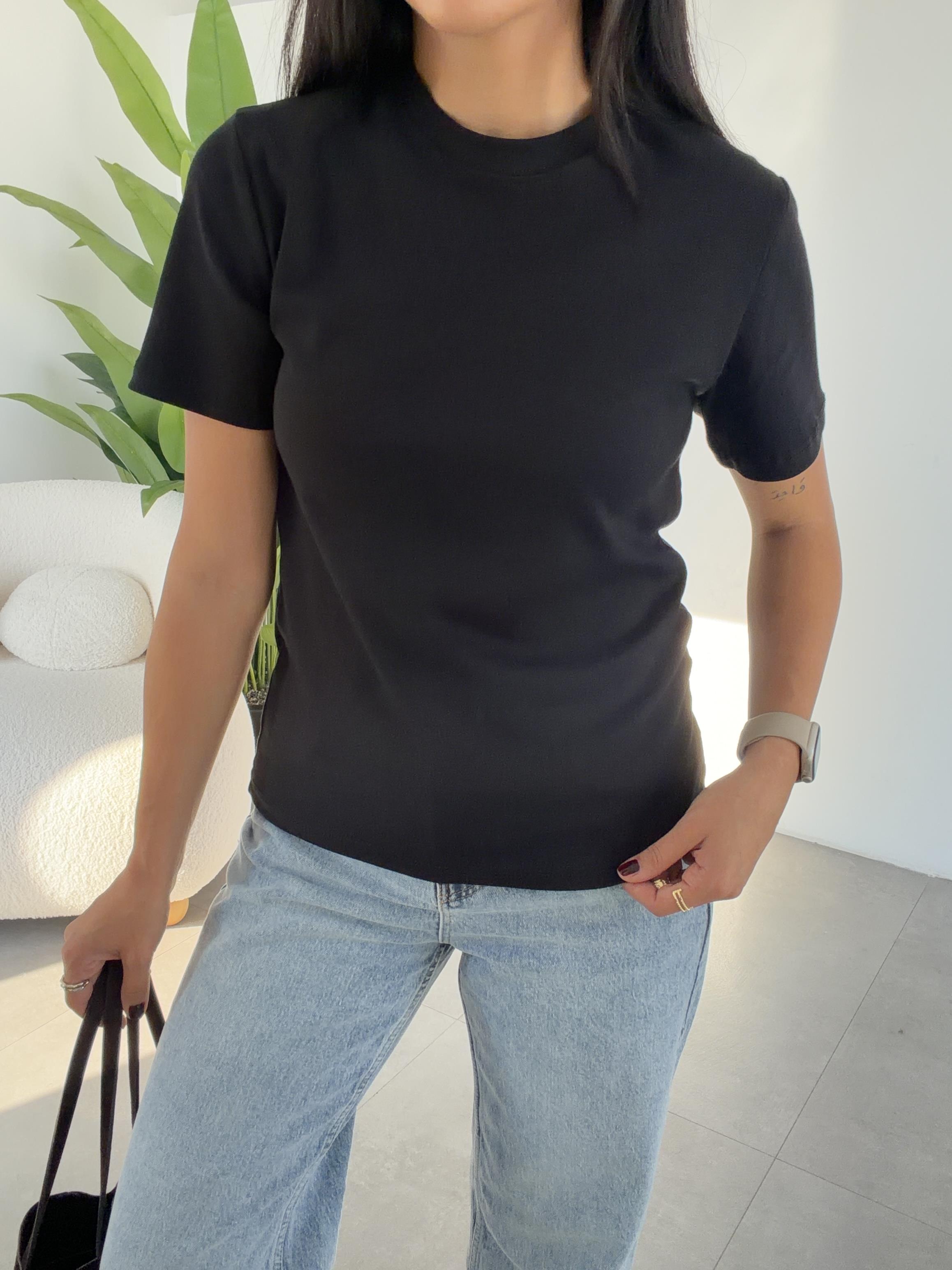 M-D Siyah Bisiklet Yaka Tshirt