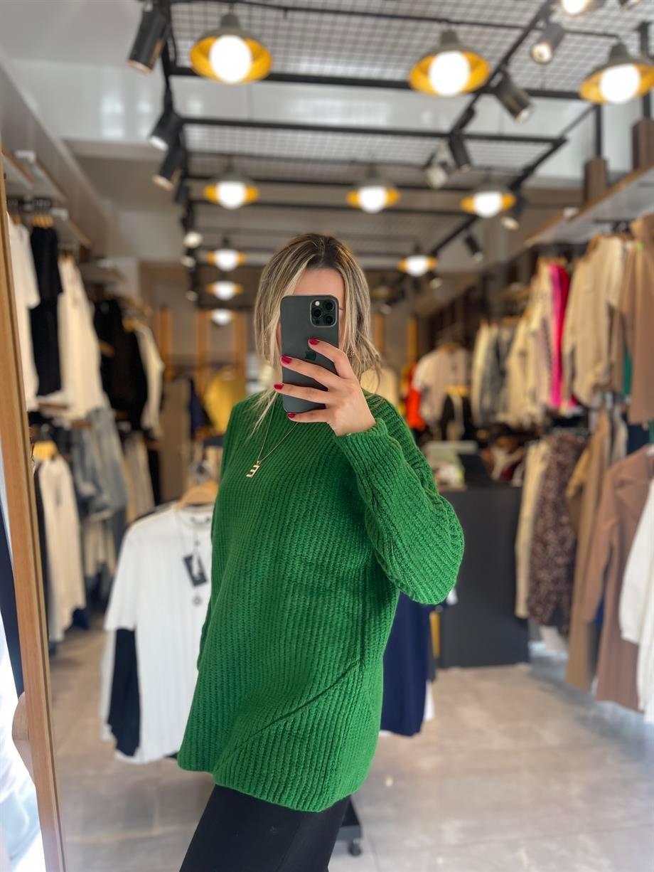 Oversize Yeşil Kazak