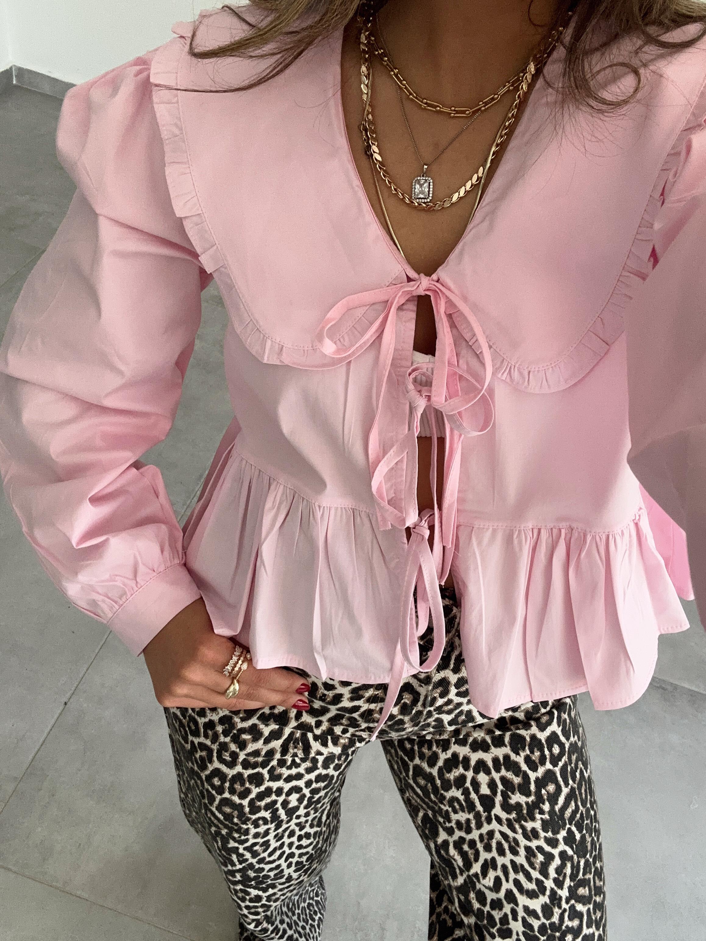 Pembe Bebe Yaka Bağlamalı Gömlek