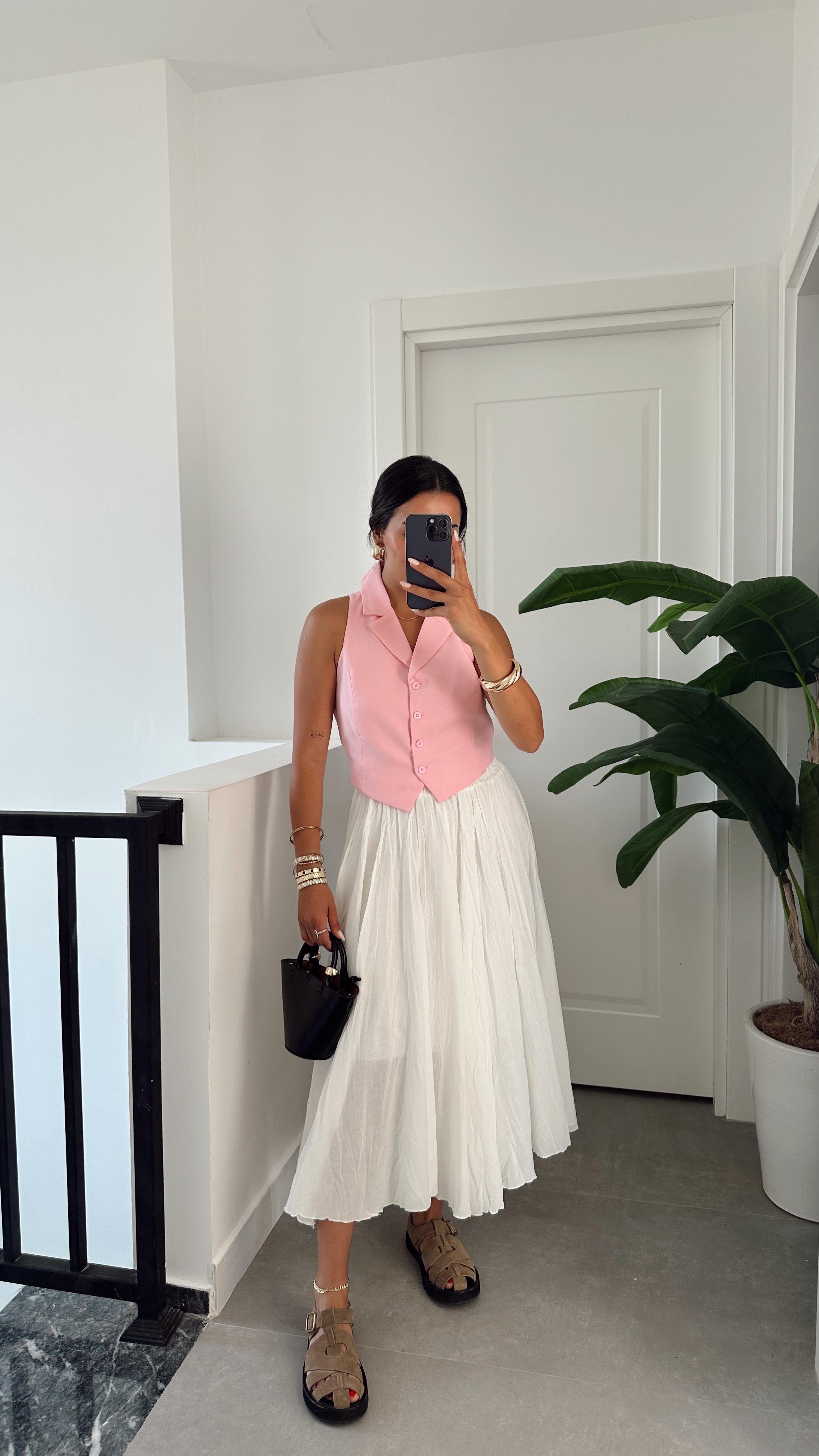 Pembe Düğmeli Dokuma Yelek