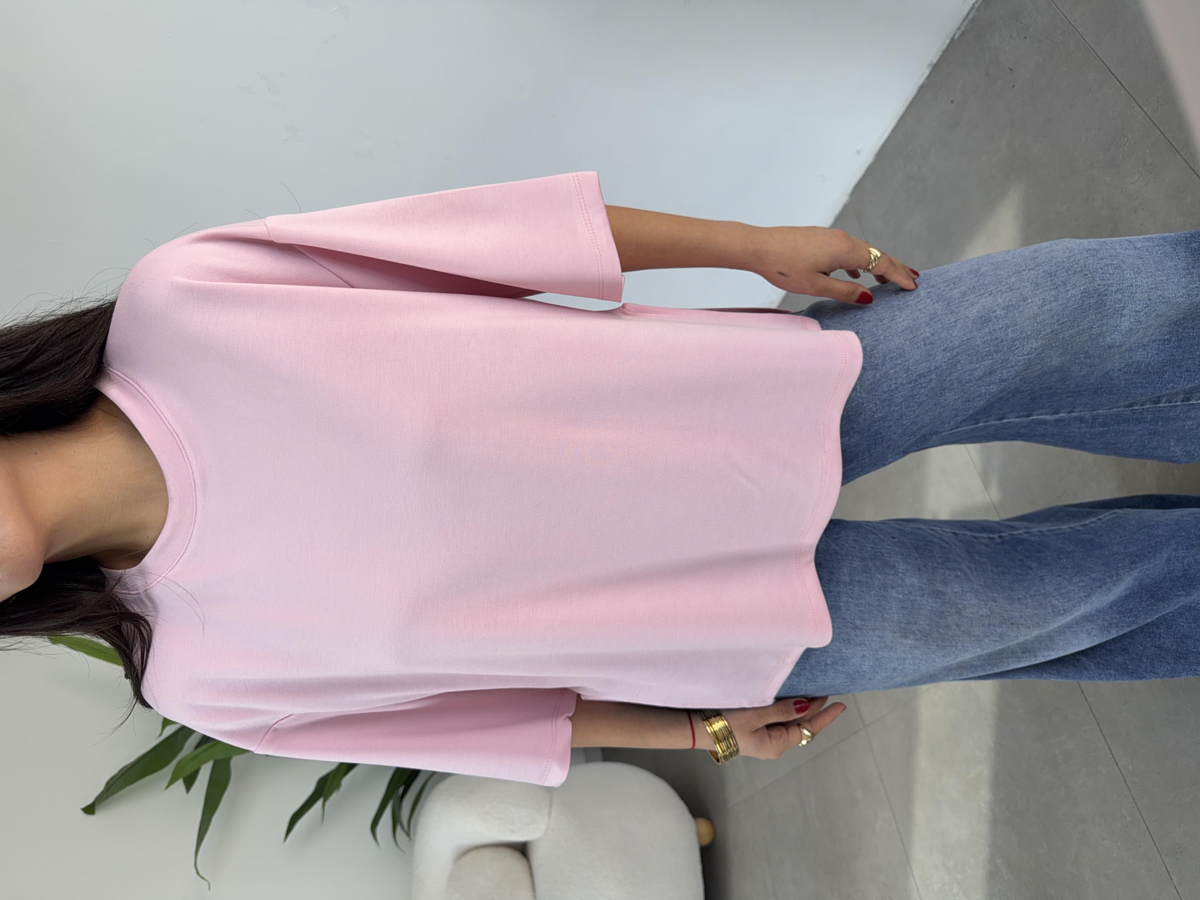 Pembe Yanları Yırtmaçlı Tişört