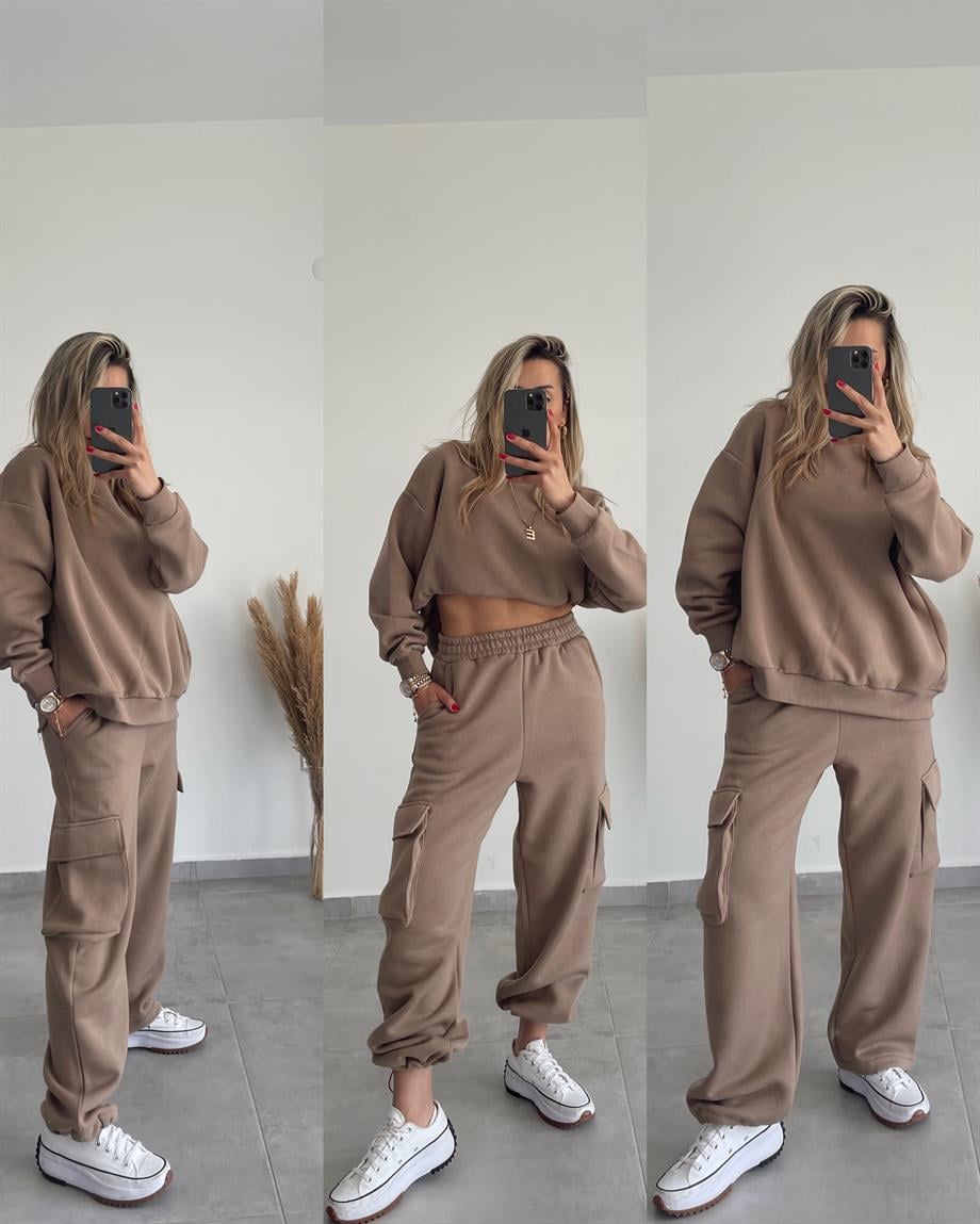 Sırt Detaylı Camel  Takım