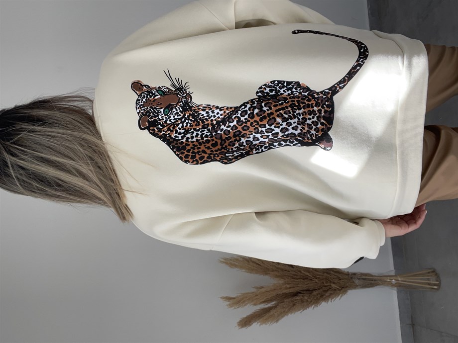 Sırtı Kaplan Detaylı Bej Sweatshirt