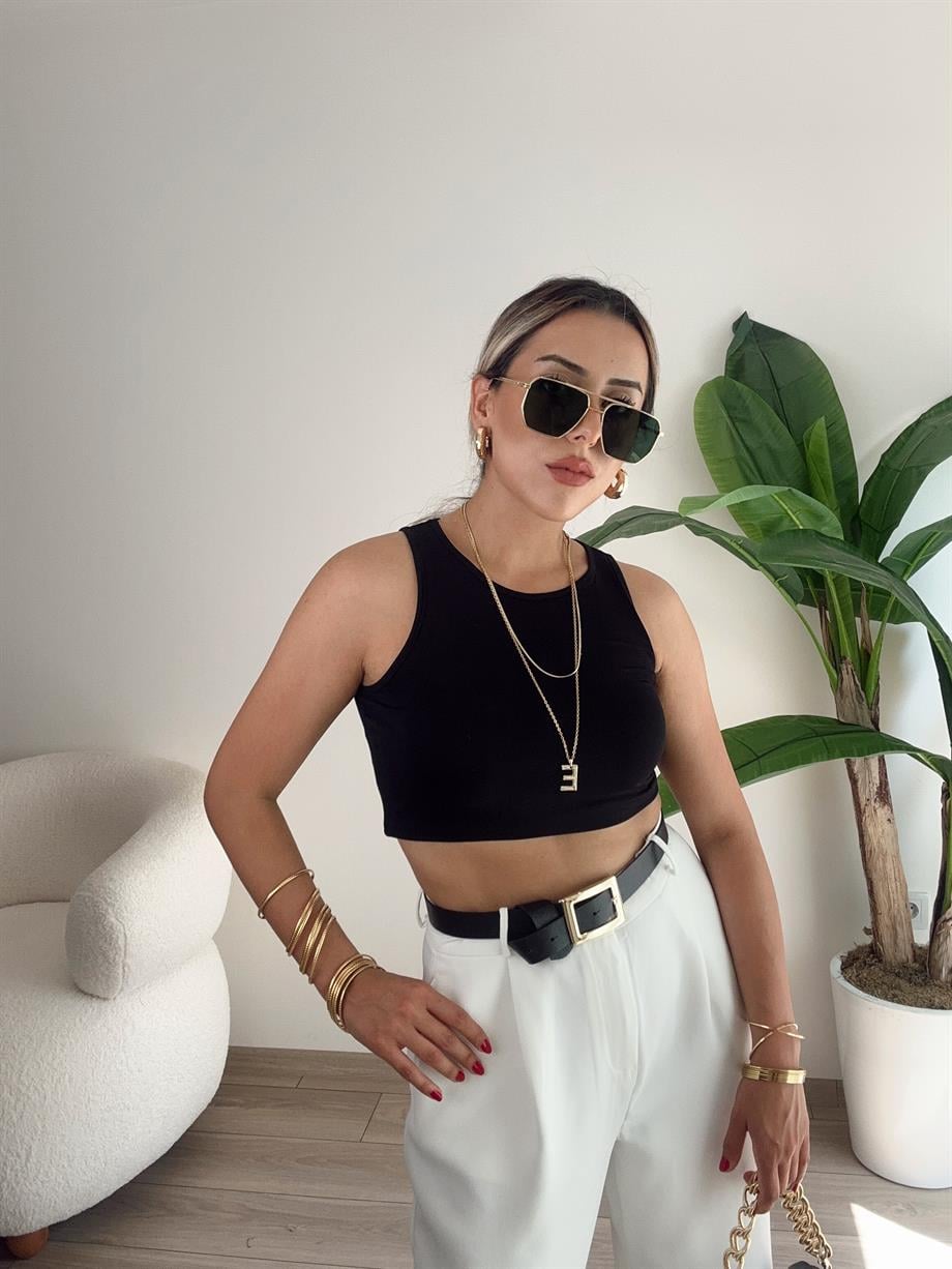 Siyah Basic Kolsuz Bluz