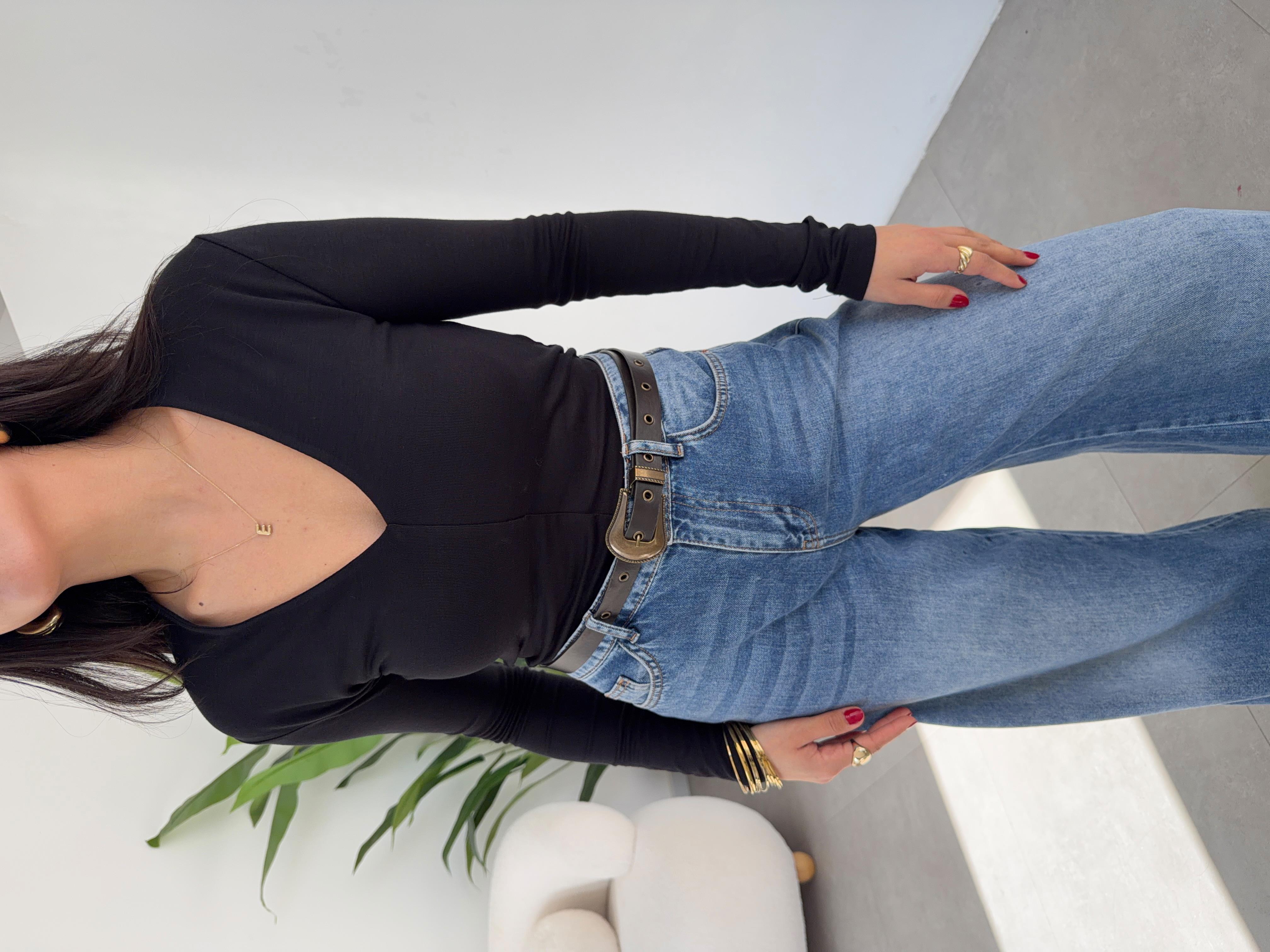 Siyah Buzzy V Yaka Uzun Kollu Body