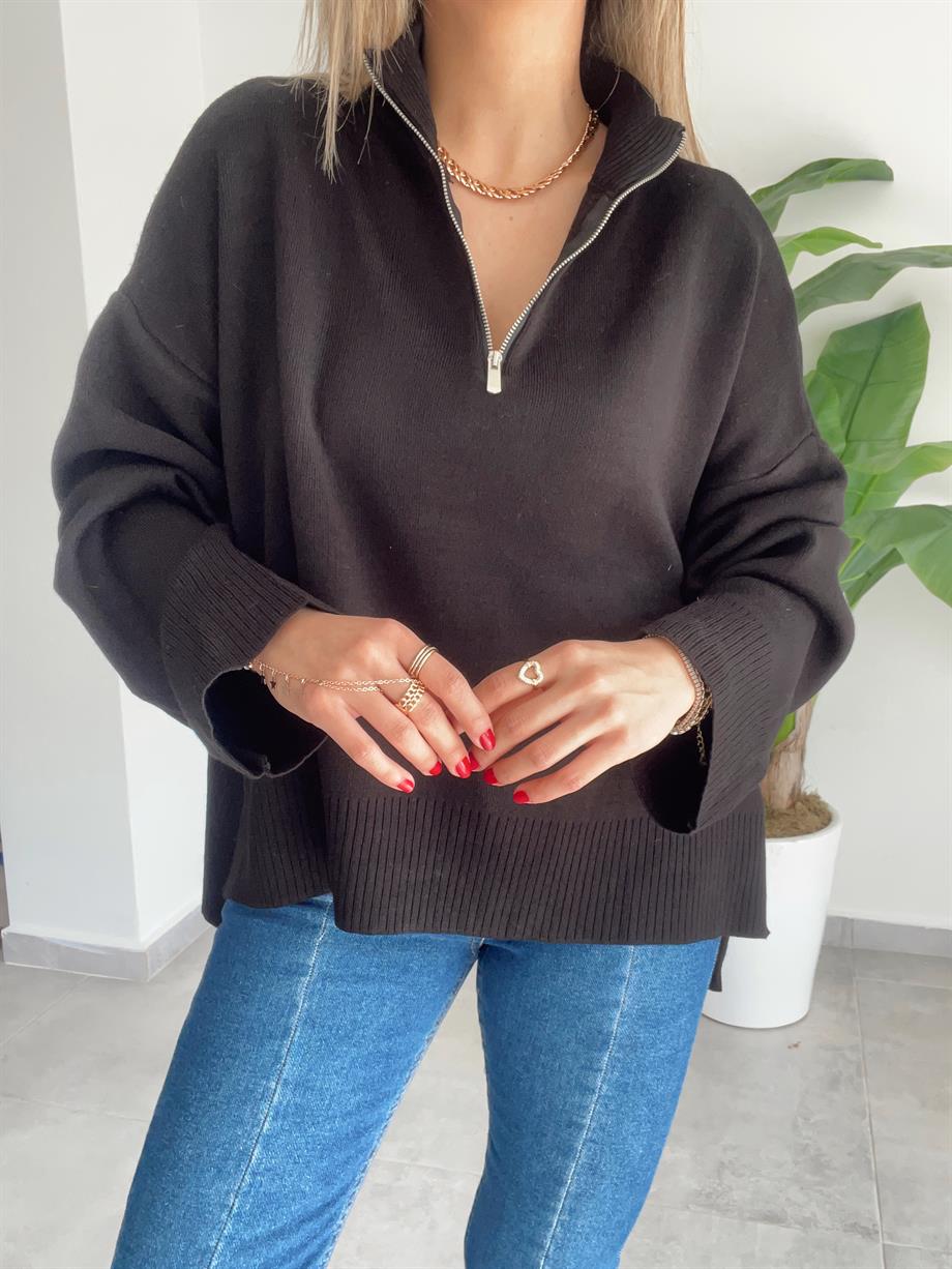 Siyah Fermuarlı Salaş Triko