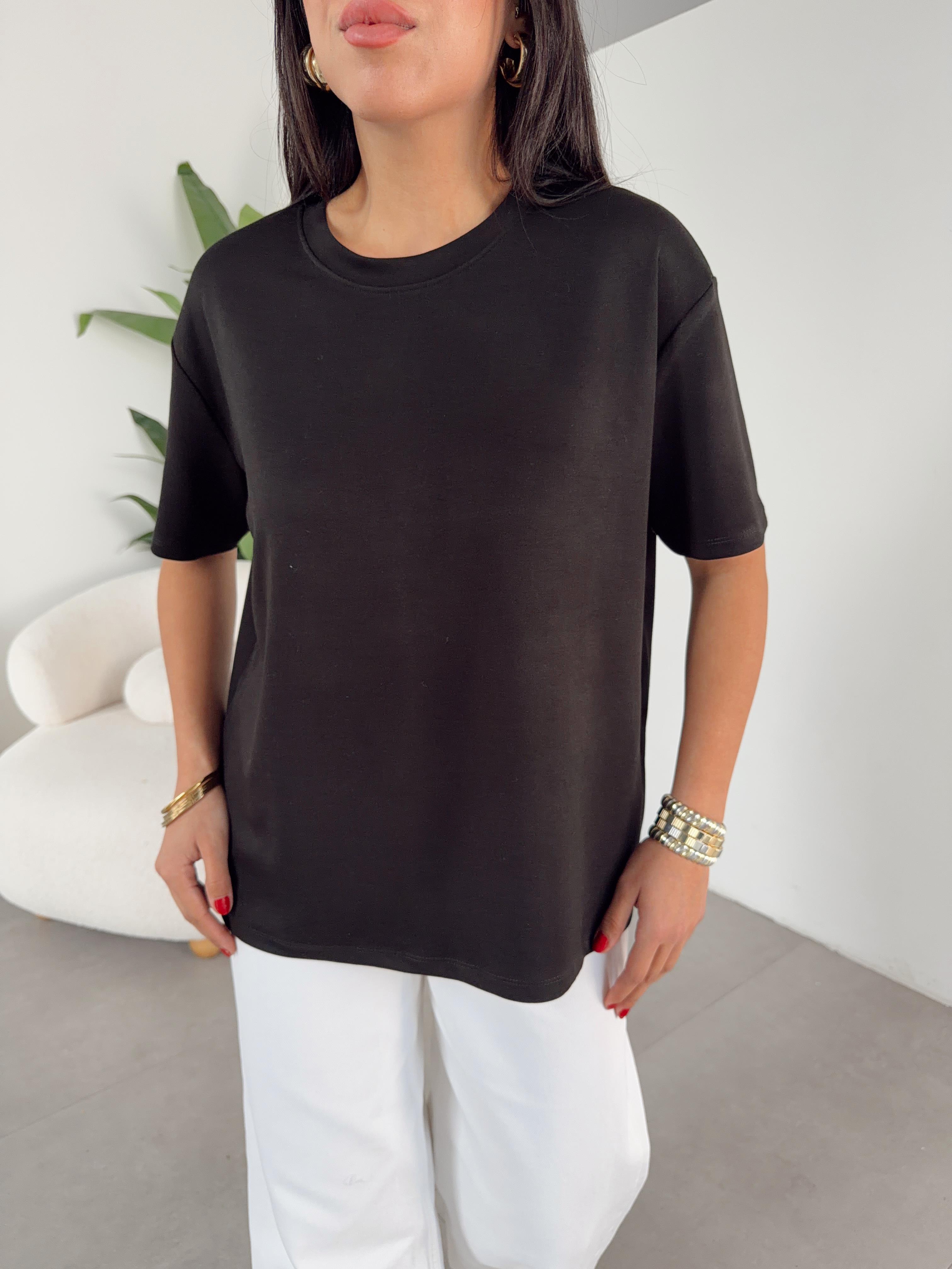 Siyah Modal Kumaş Bisiklet Yaka Tshirt