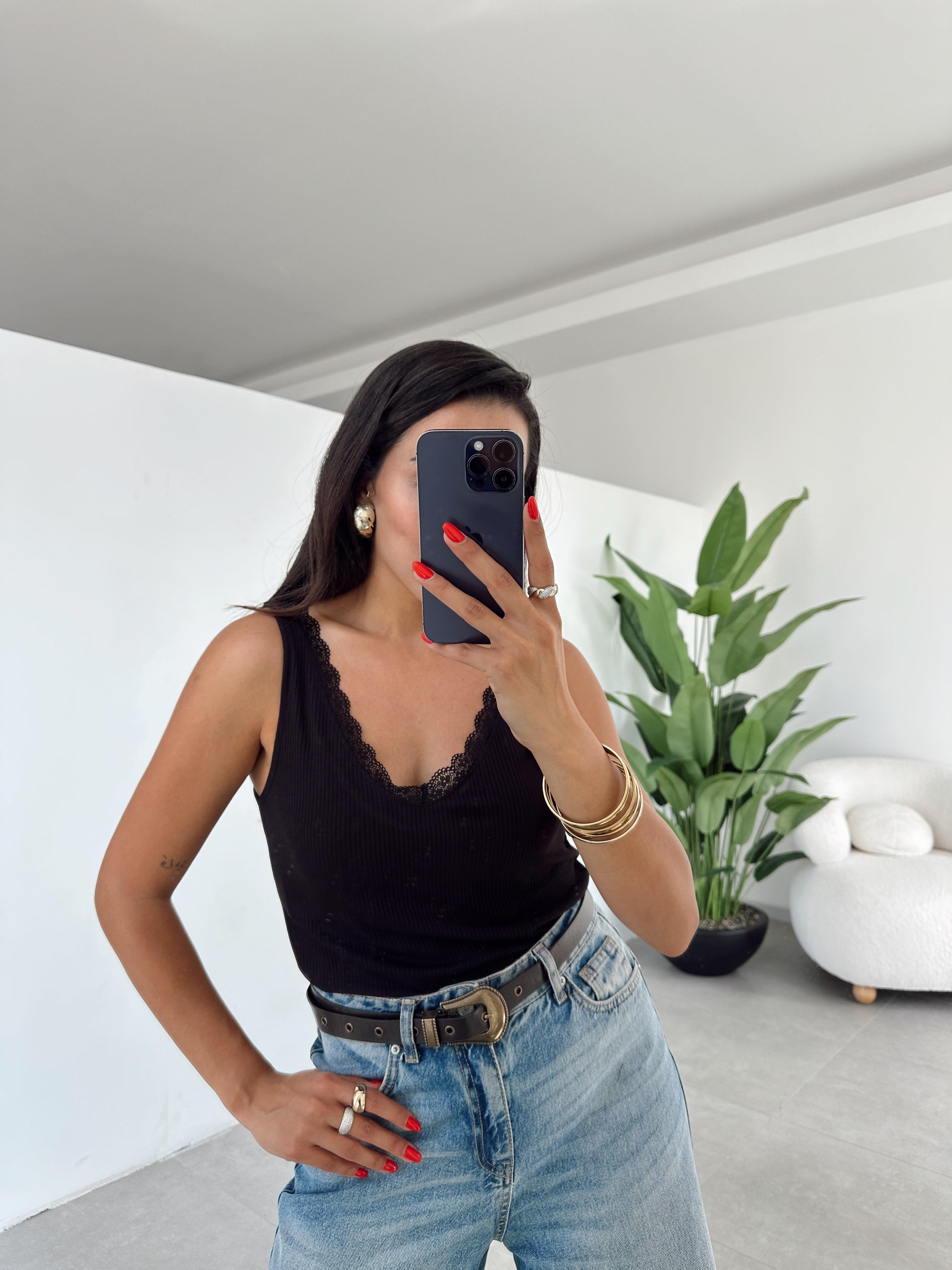 Siyah Ön Arka Dantel Atlet