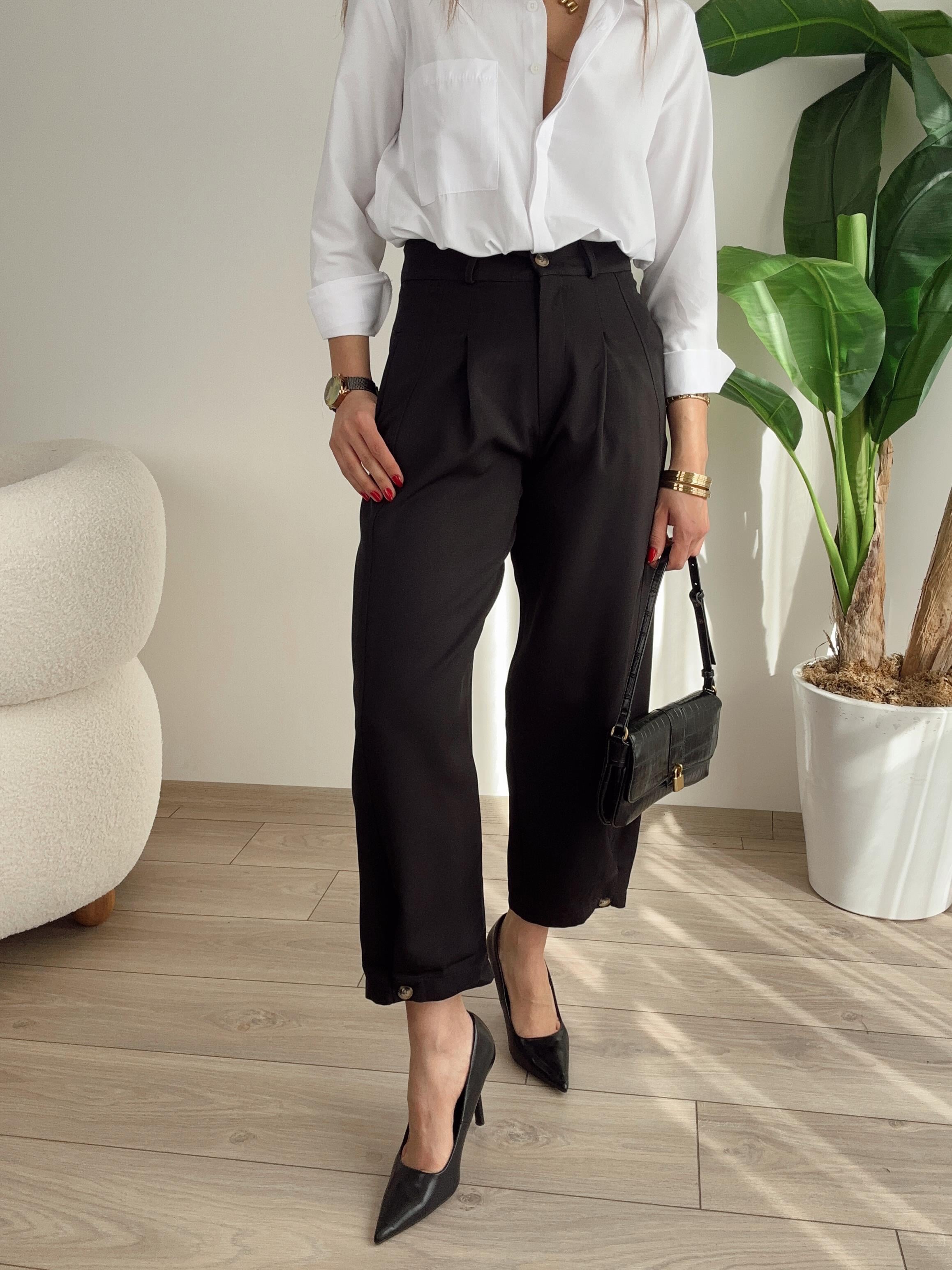 Siyah Paça Düğme Pantolon