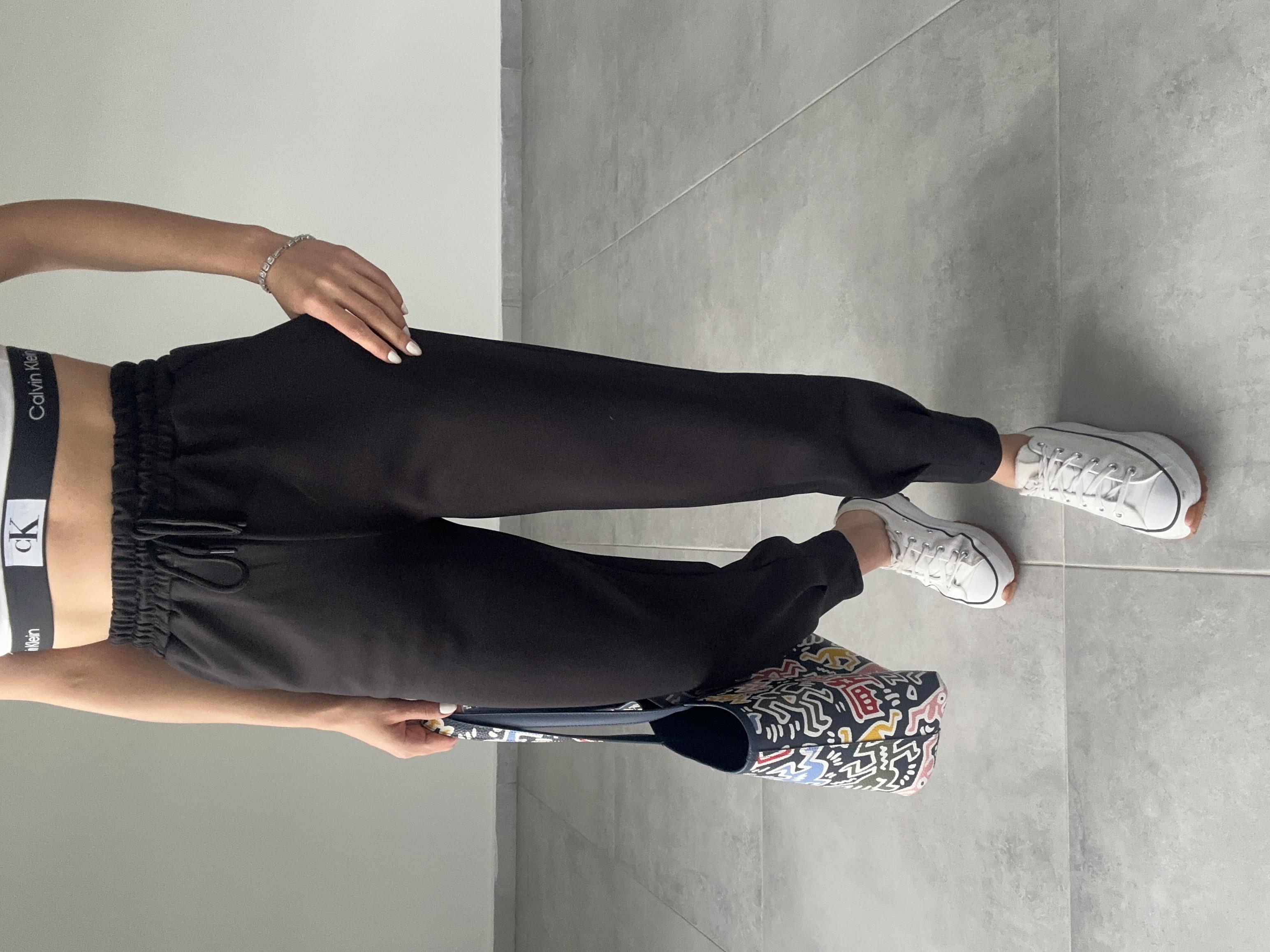 Siyah Scuba Paça Pileli Eşofman