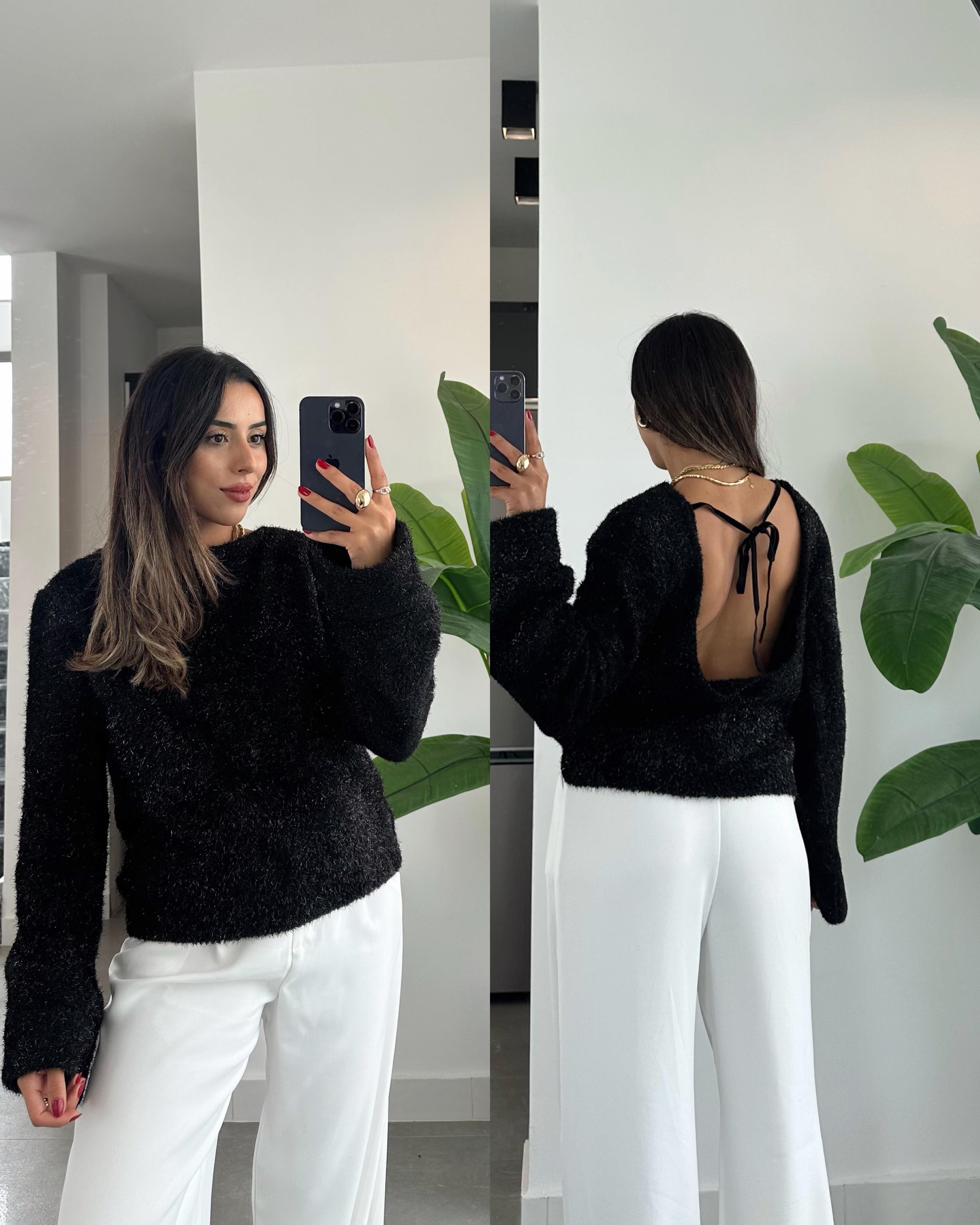 Siyah Sırt Dekolteli Simli Kazak