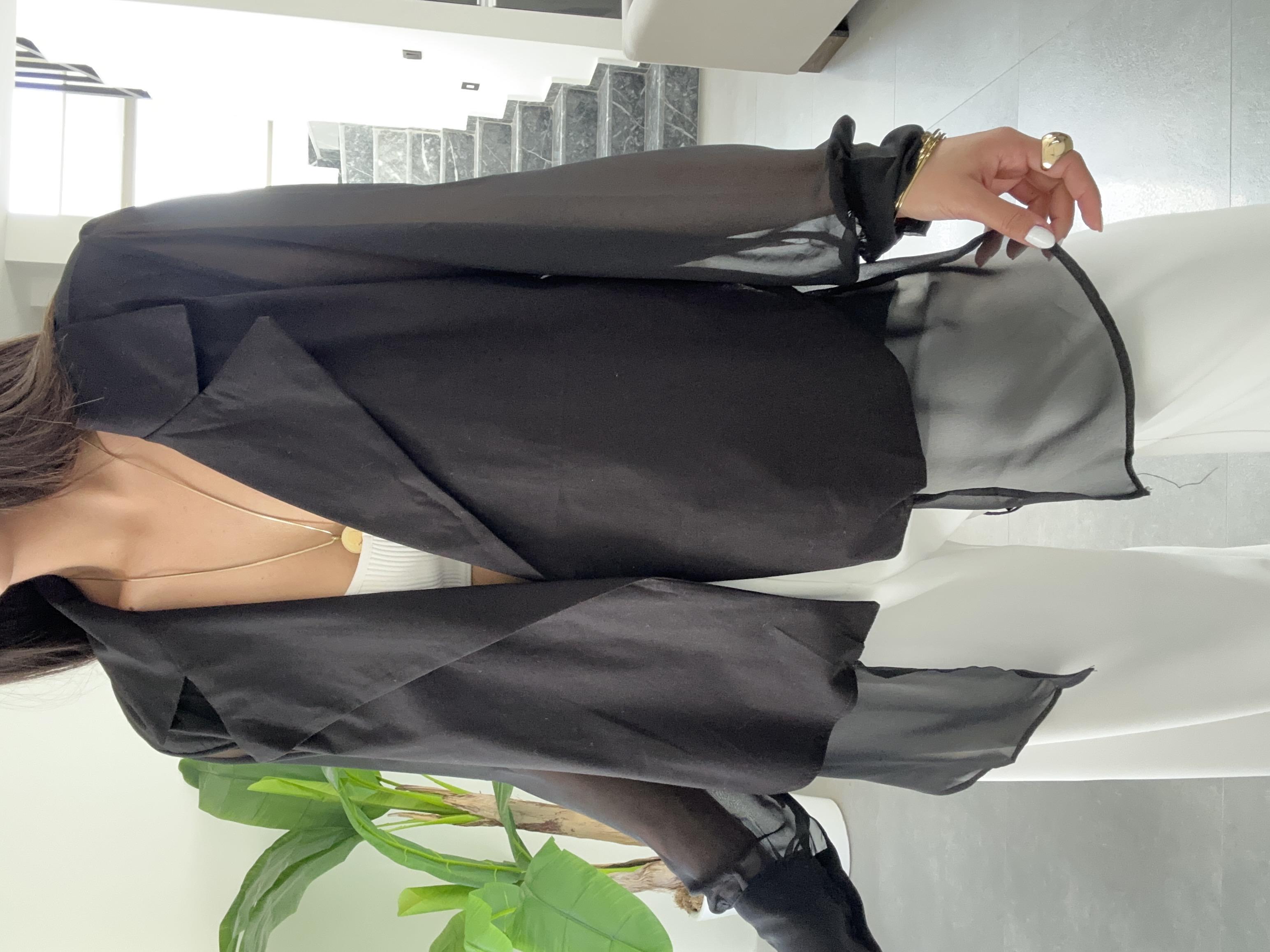 Siyah Tasarım Yelek Detaylı Tül Gömlek