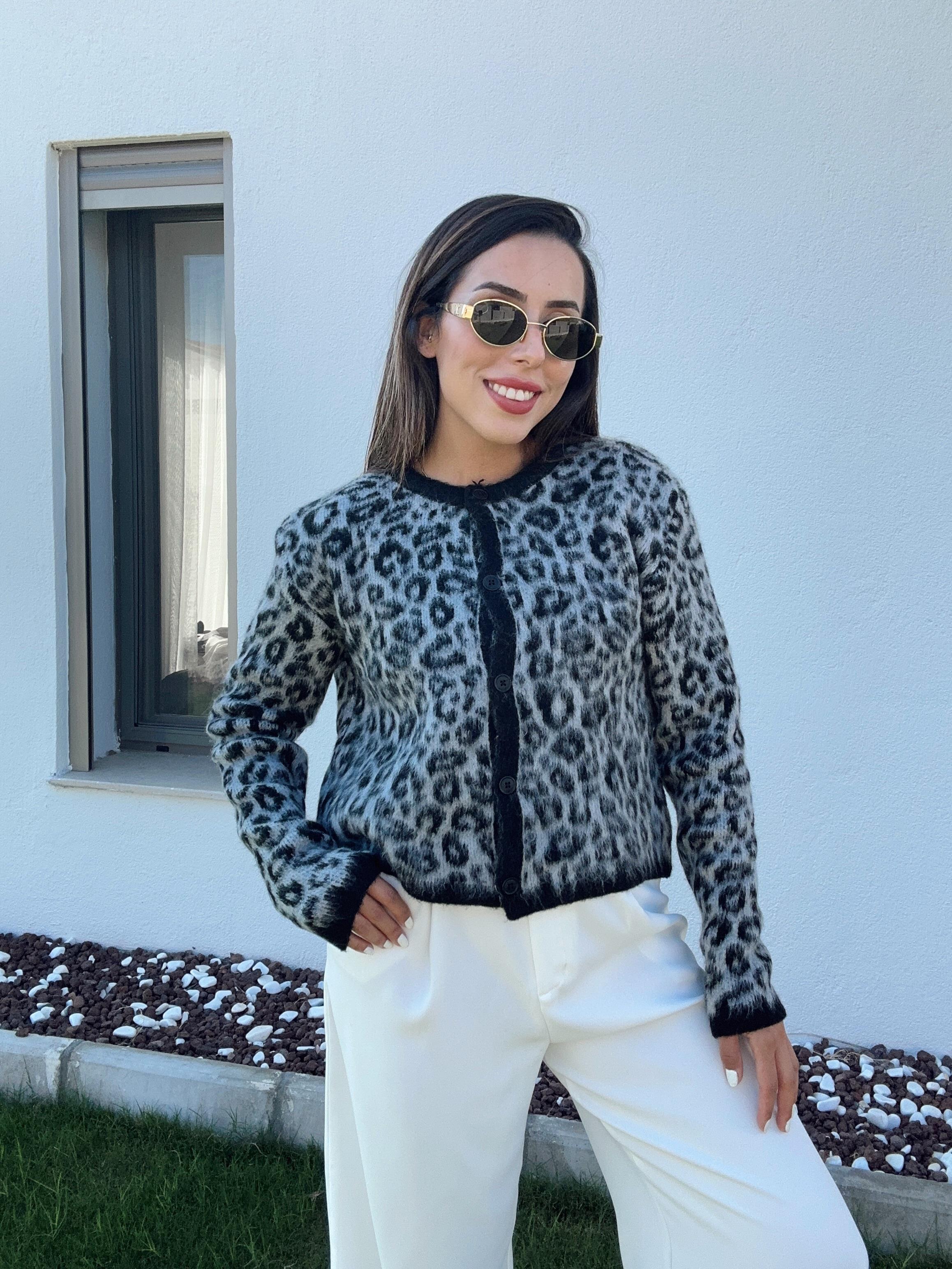 Siyah Tüylü Leopar Hırka