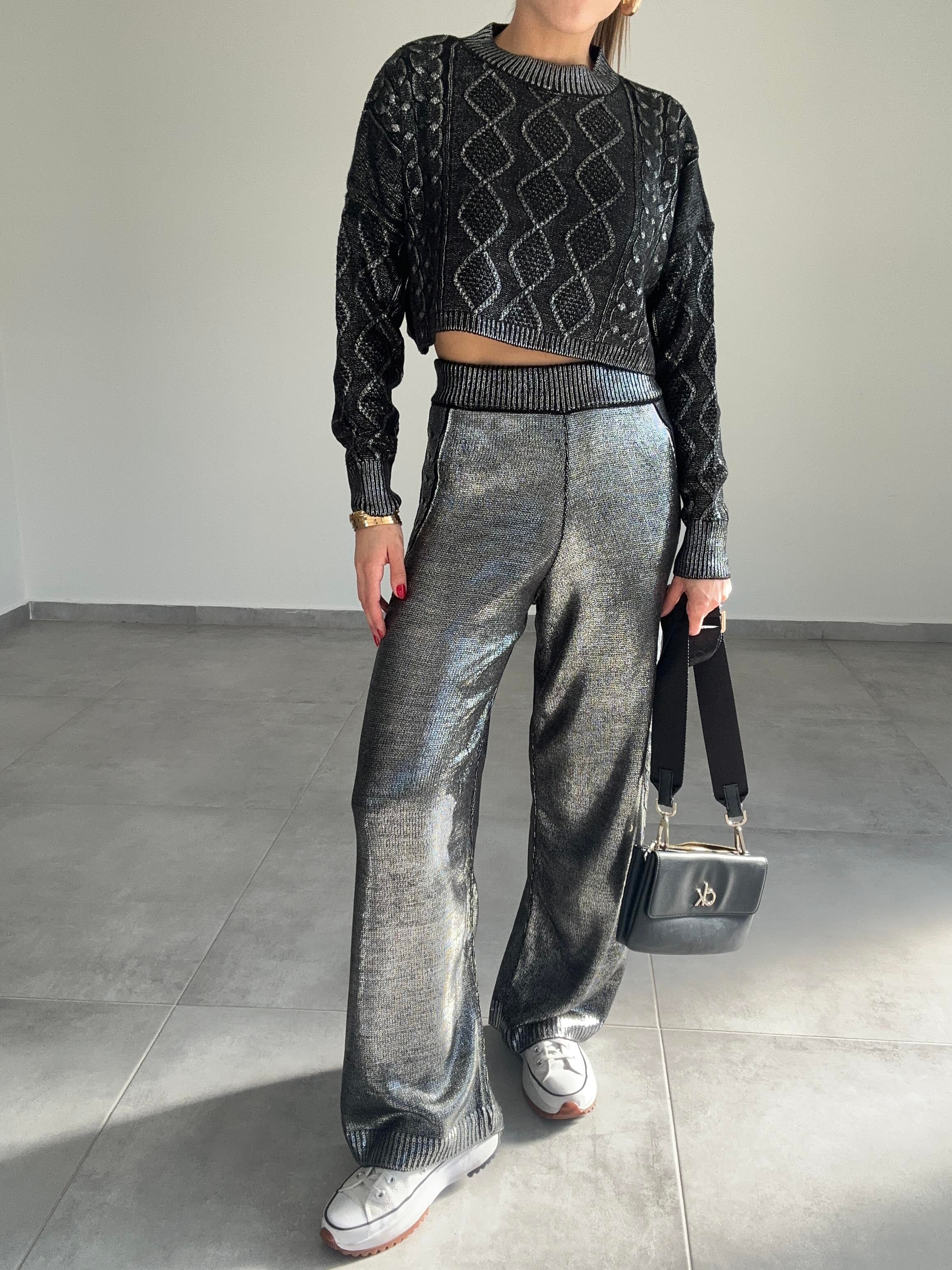 Siyah Varak Baskılı Triko Pantolon