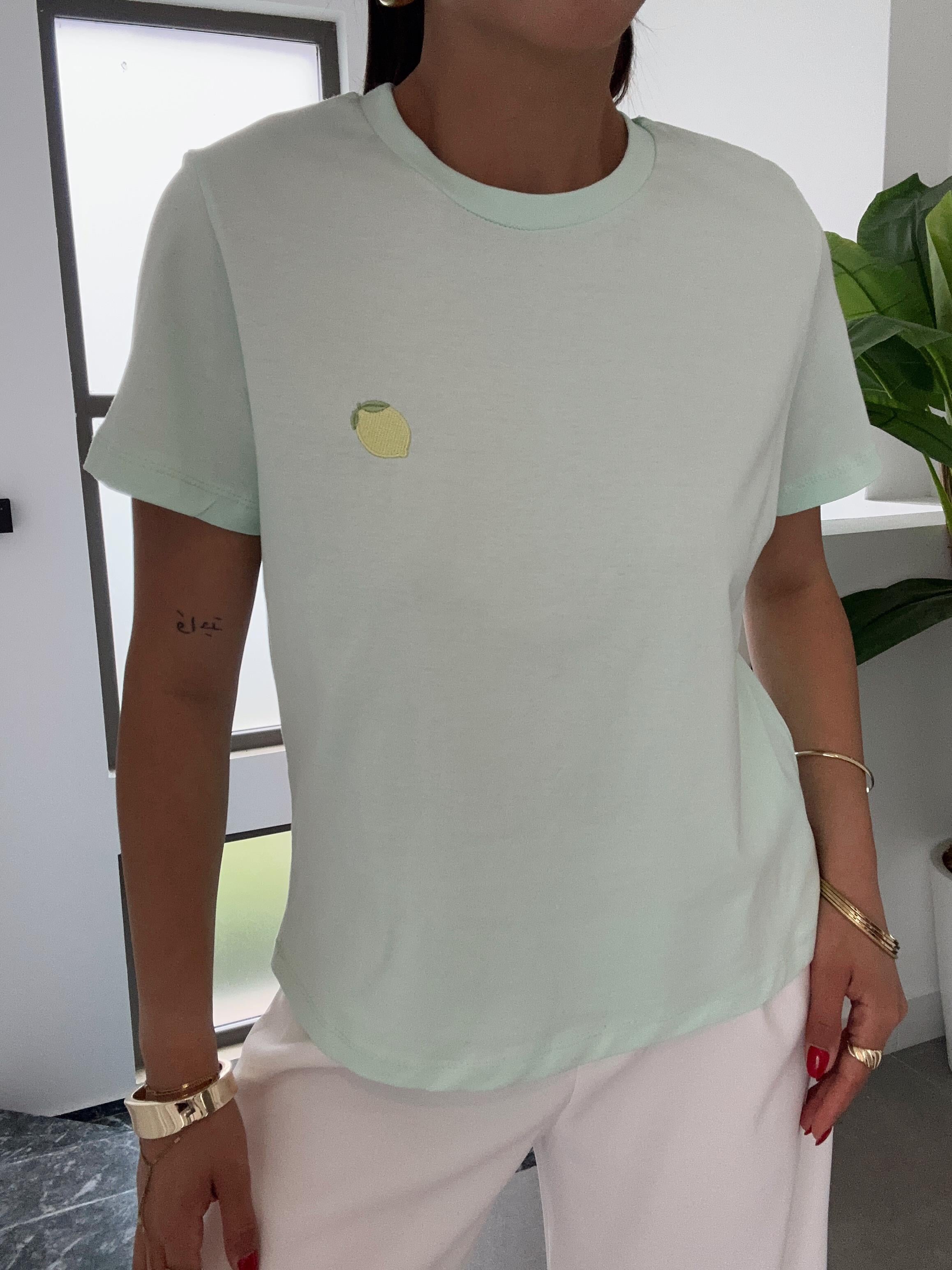 Su Yeşili Limon Nakışlı Tişört