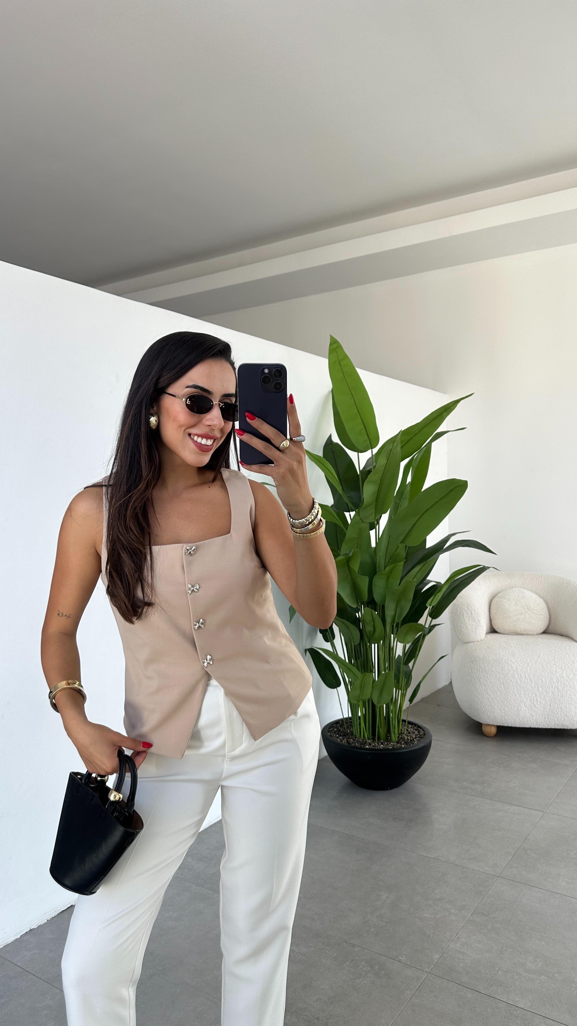 Taş Kare Yaka Astarlı Yelek