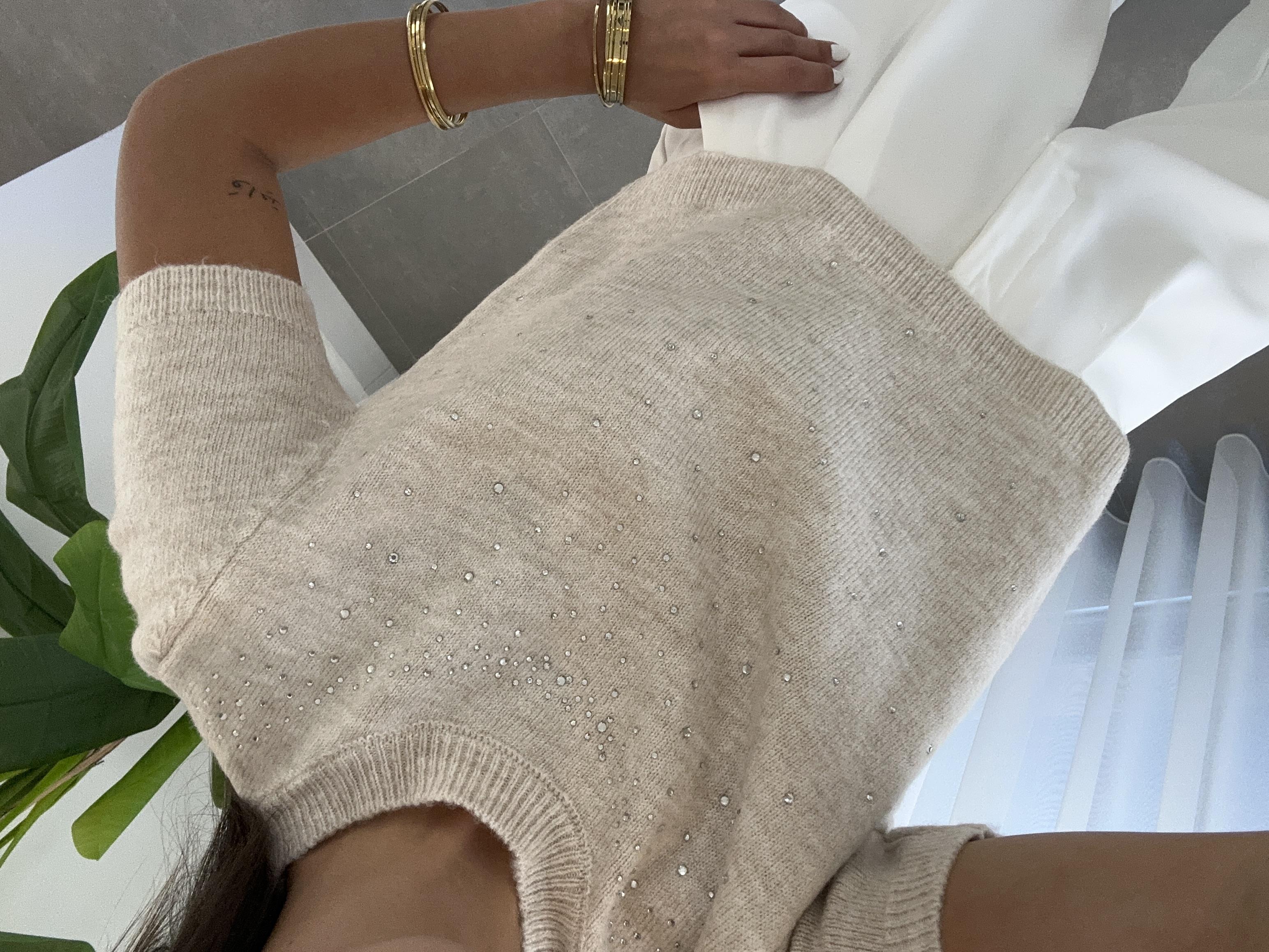 Taş Taş Detaylı Triko Kazak