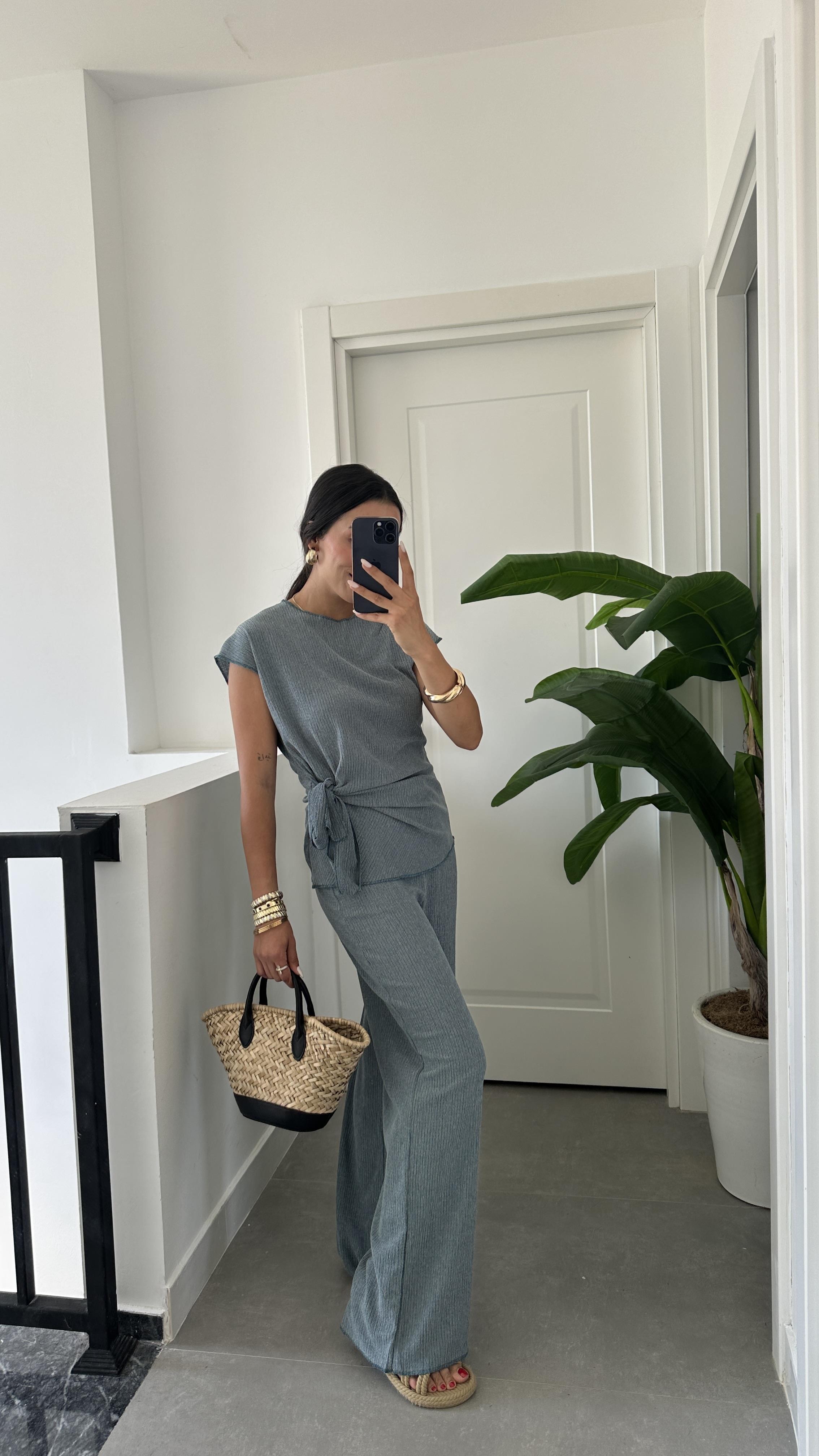 Turkuaz Bağlama Detaylı Bluz Pantolon Takım