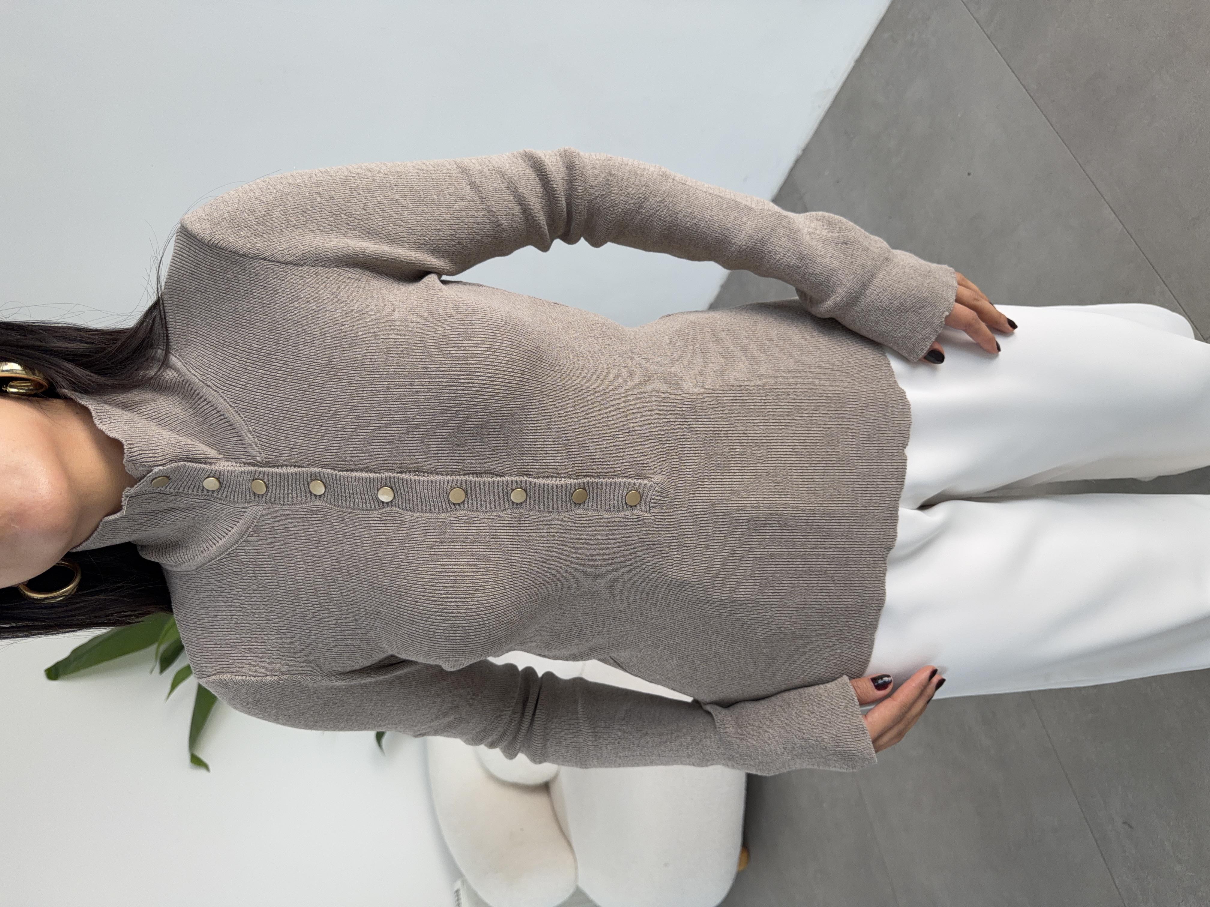 Vizon Çıtçıt Detaylı Triko Kazak