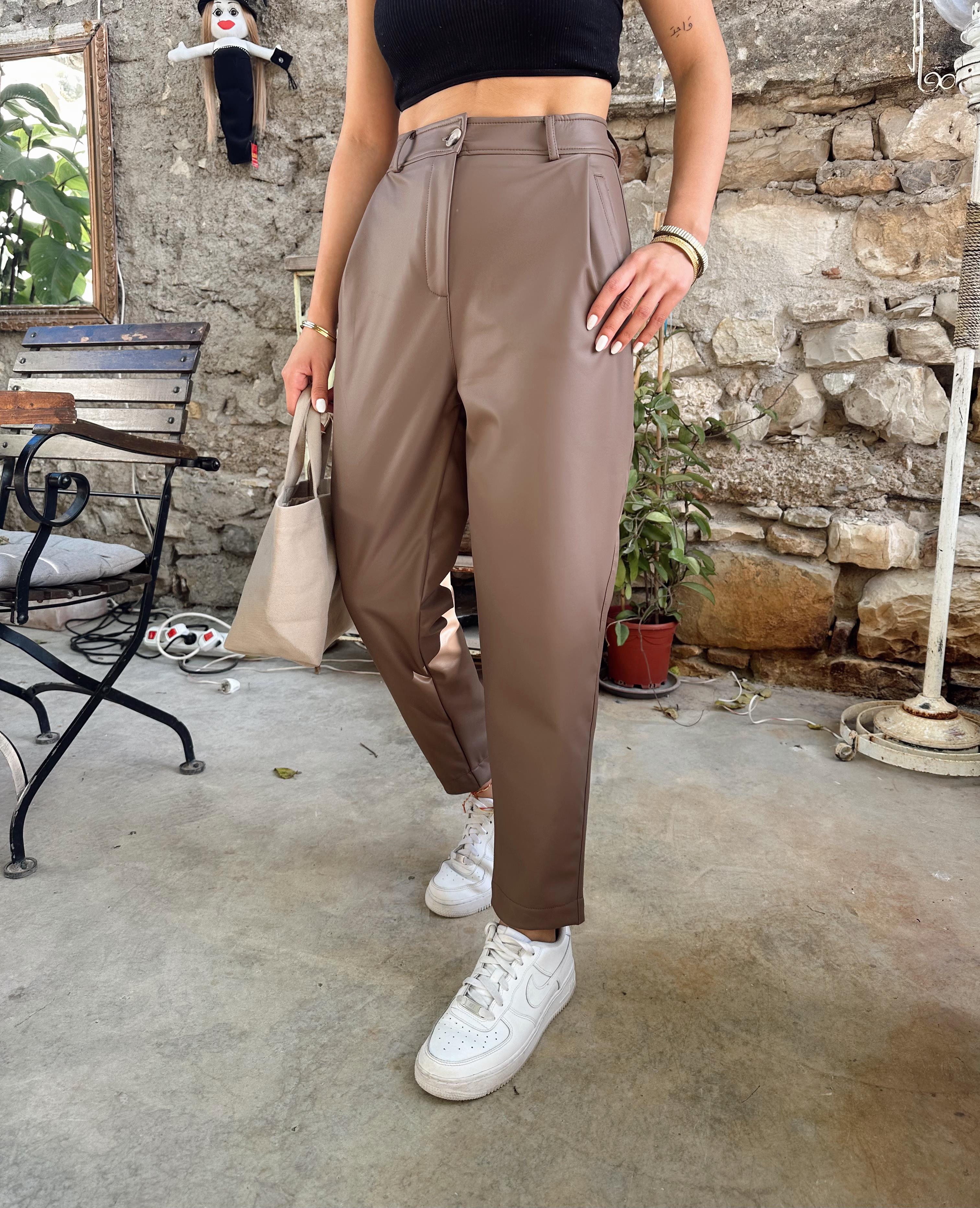 Vizon Tek Düğmeli Deri Pantolon