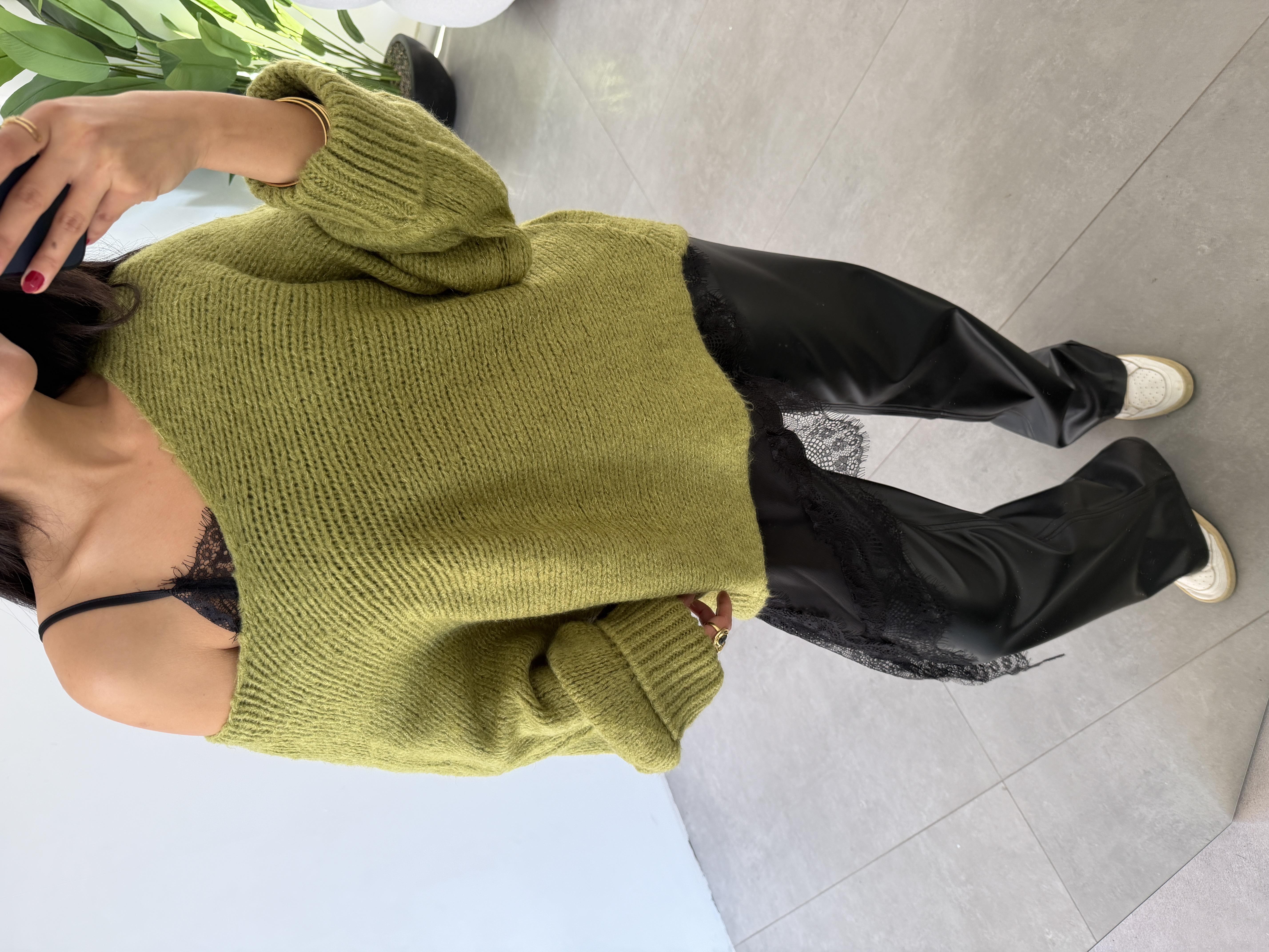 Yağ Yeşili Kolları Katlamalı Triko Kazak