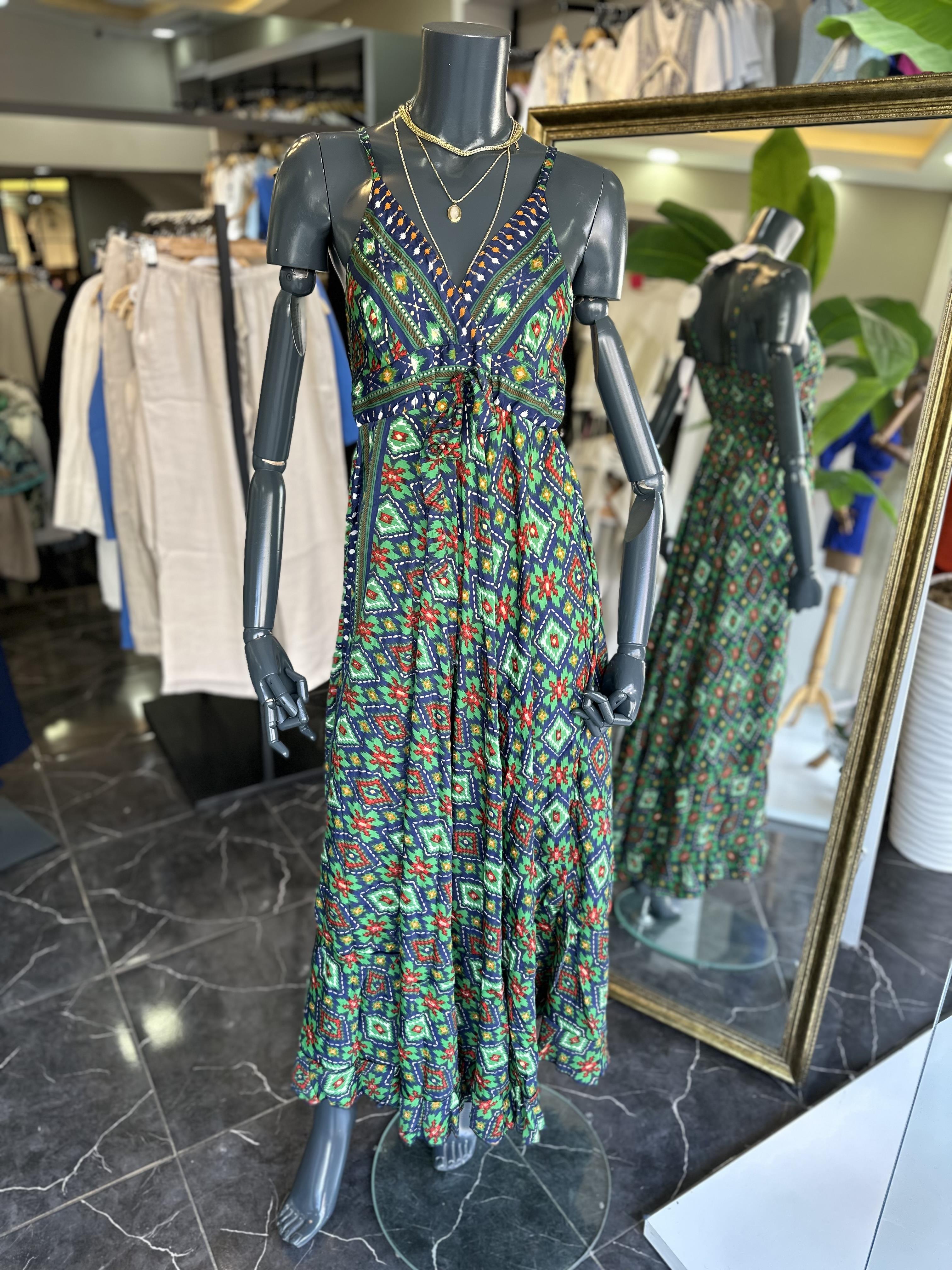 Yeşil Desenli İthal Elbise