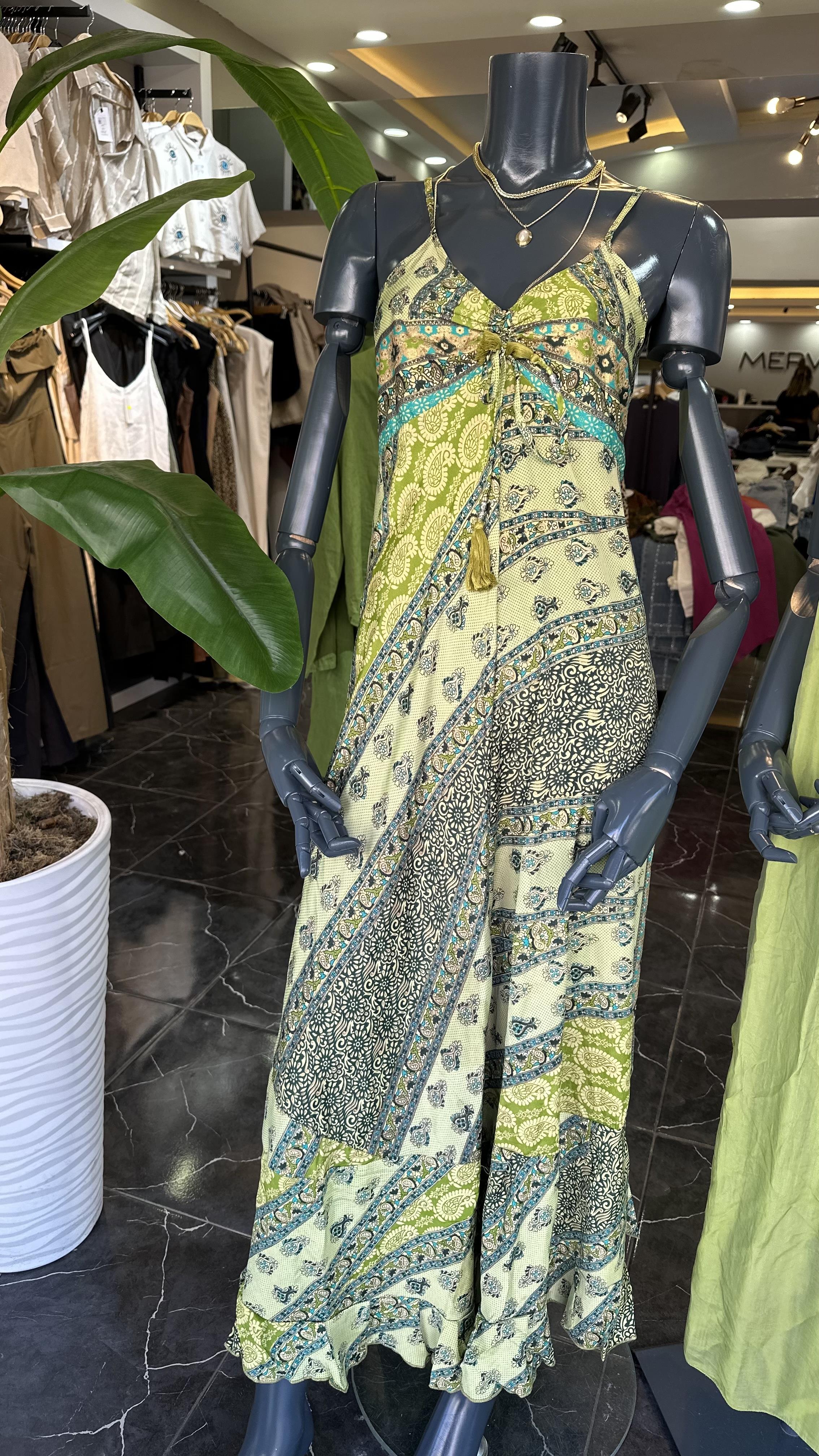 Yeşil Desenli Kahve İthal Elbise