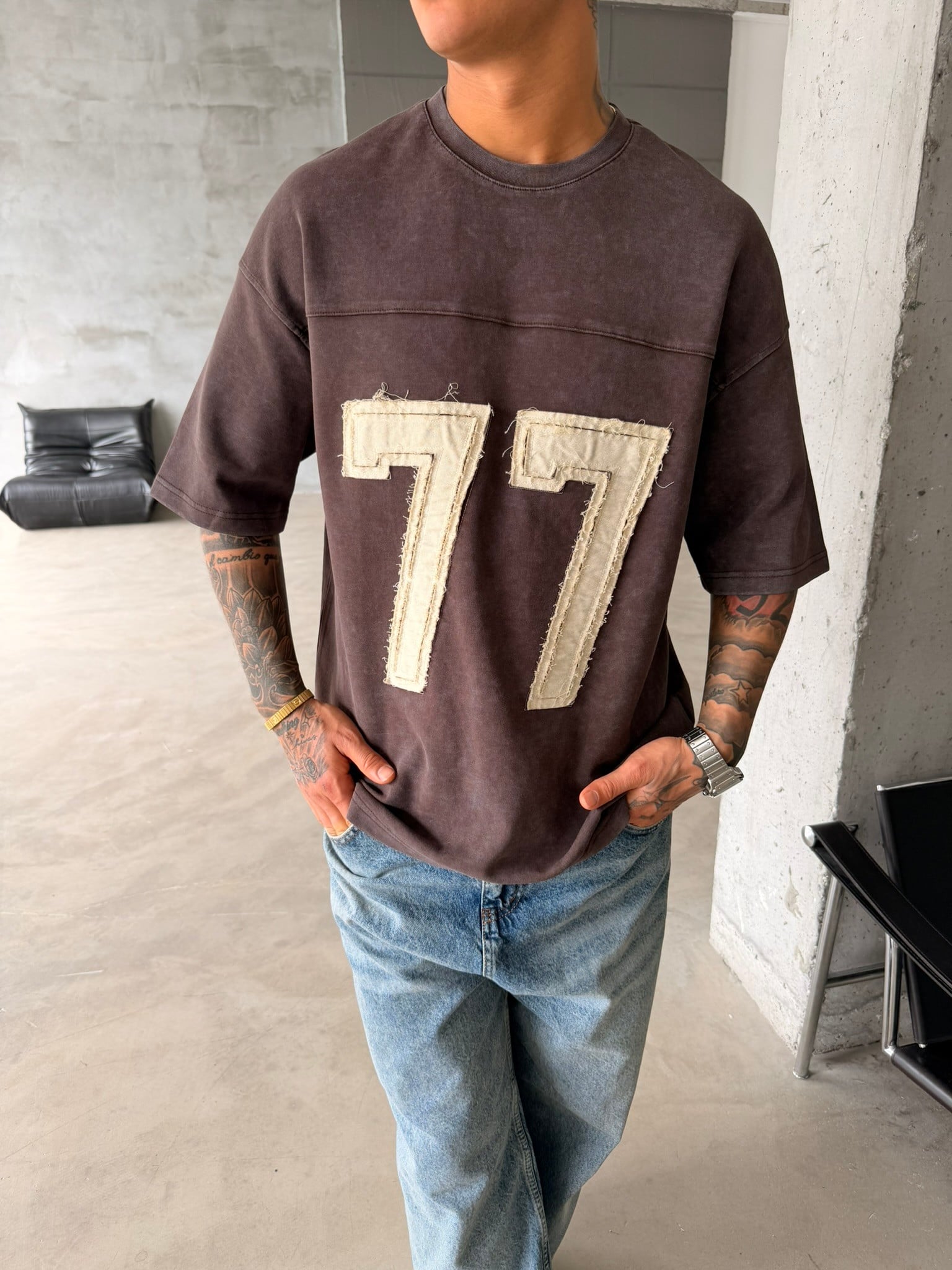 77 Pacht Detaylı Premium Yıkamalı Acid T-Shirt - Kahve
